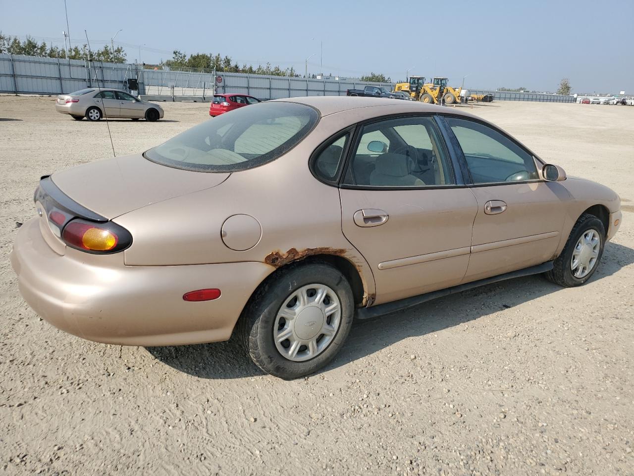 1996 Ford Taurus Gl Бежевый vin: 1FALP52U3TG212656