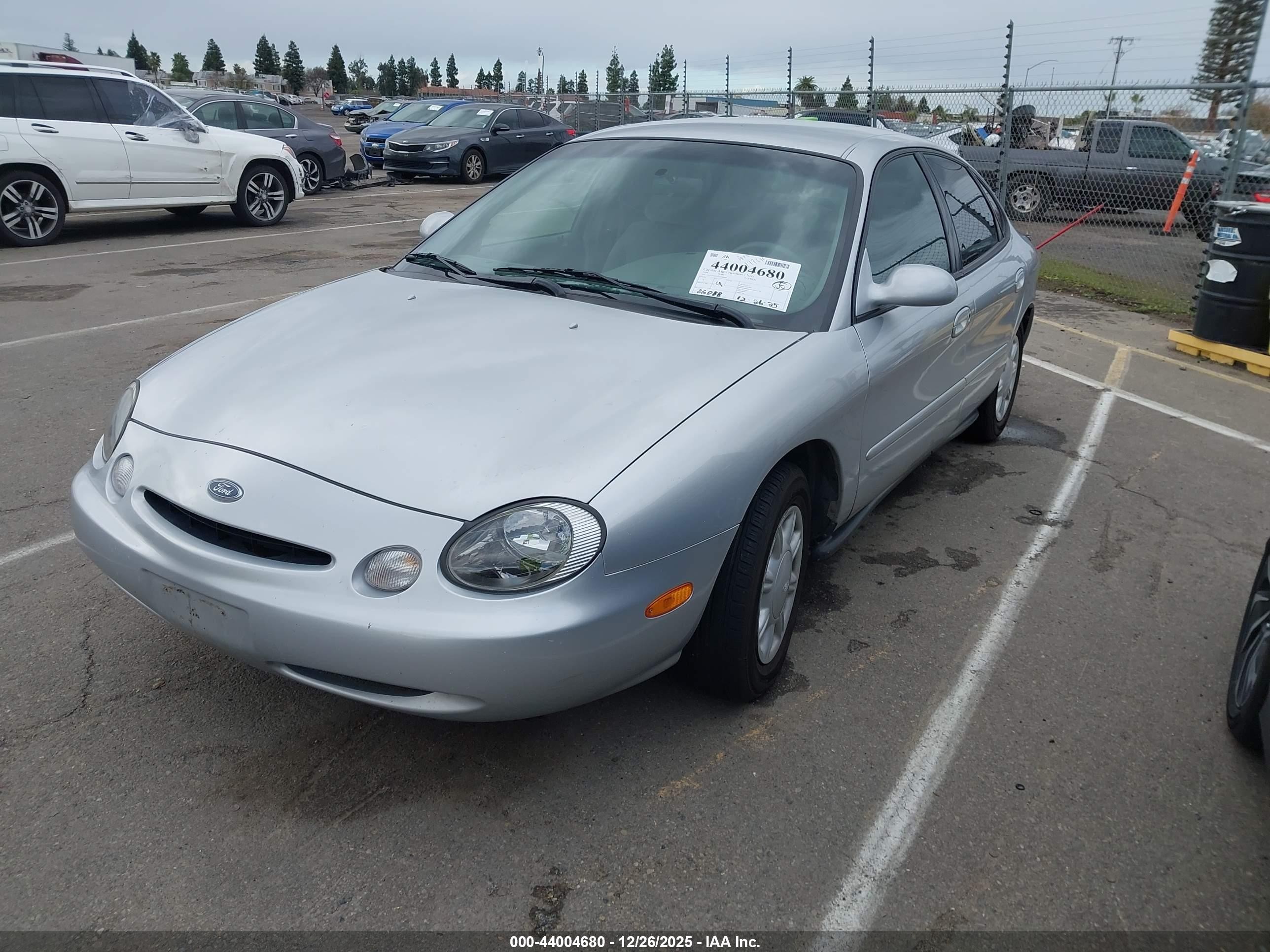 1996 Ford Taurus Gl Silver vin: 1FALP52U3TG298888