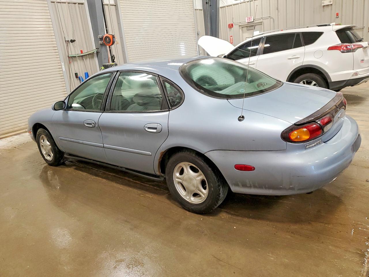 1997 Ford Taurus Gl Blue vin: 1FALP52U3VG315384