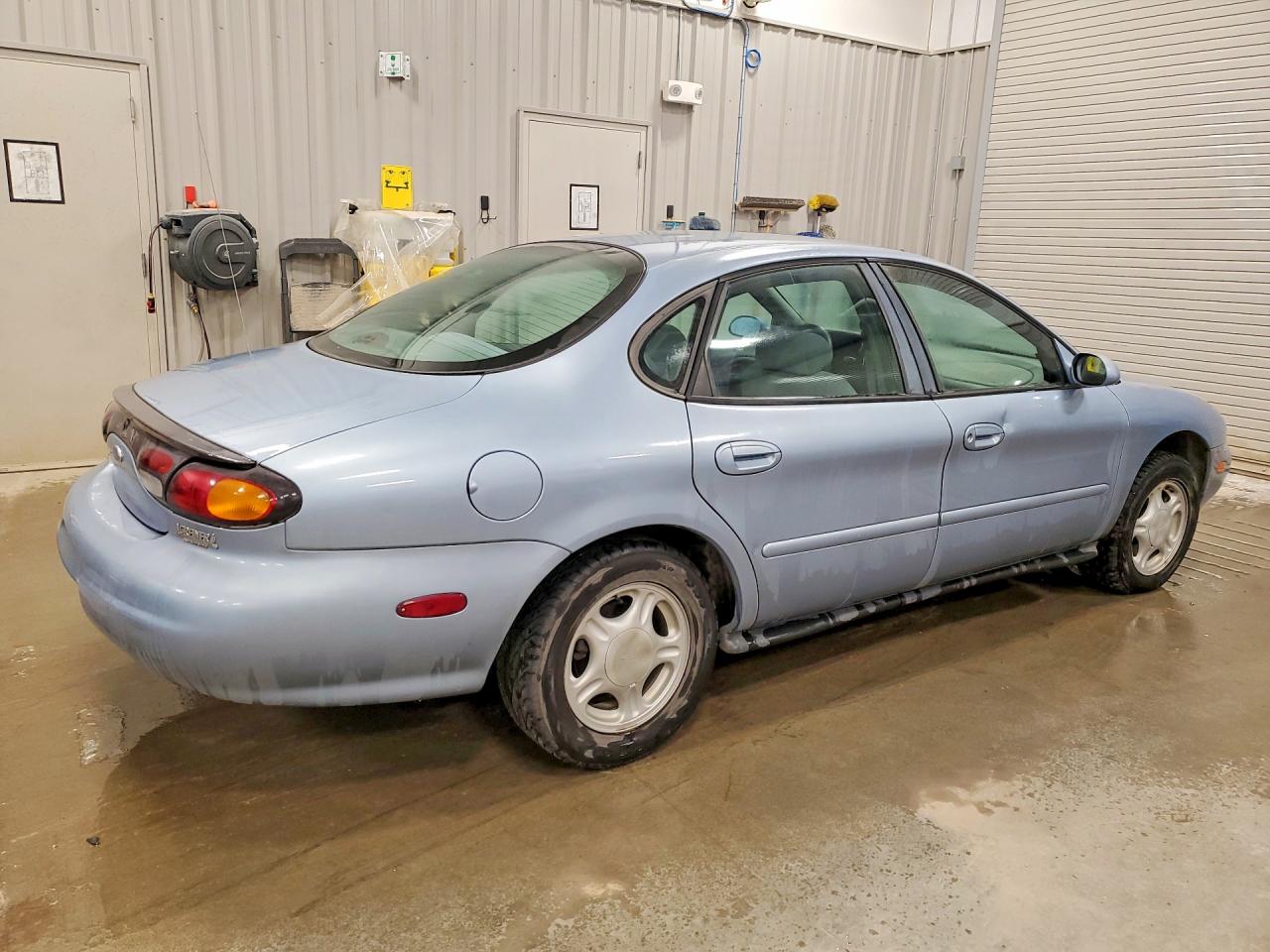 1997 Ford Taurus Gl Blue vin: 1FALP52U3VG315384