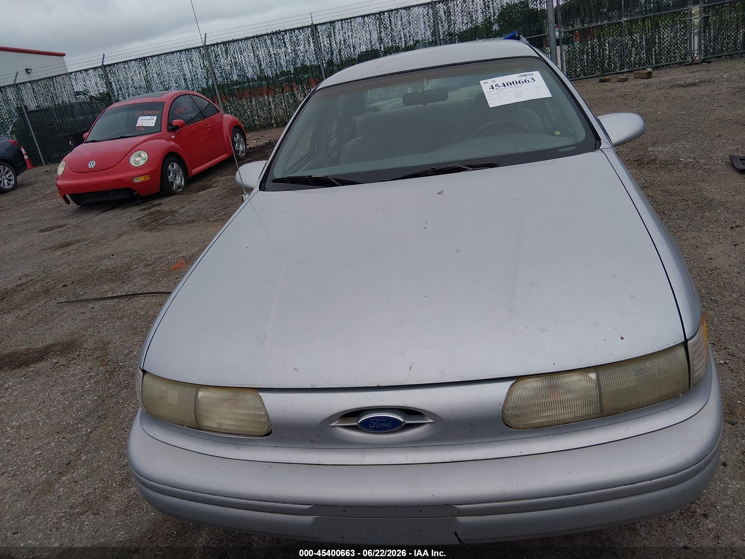 1995 Ford Taurus Gl/se Blue vin: 1FALP52U4SG255238