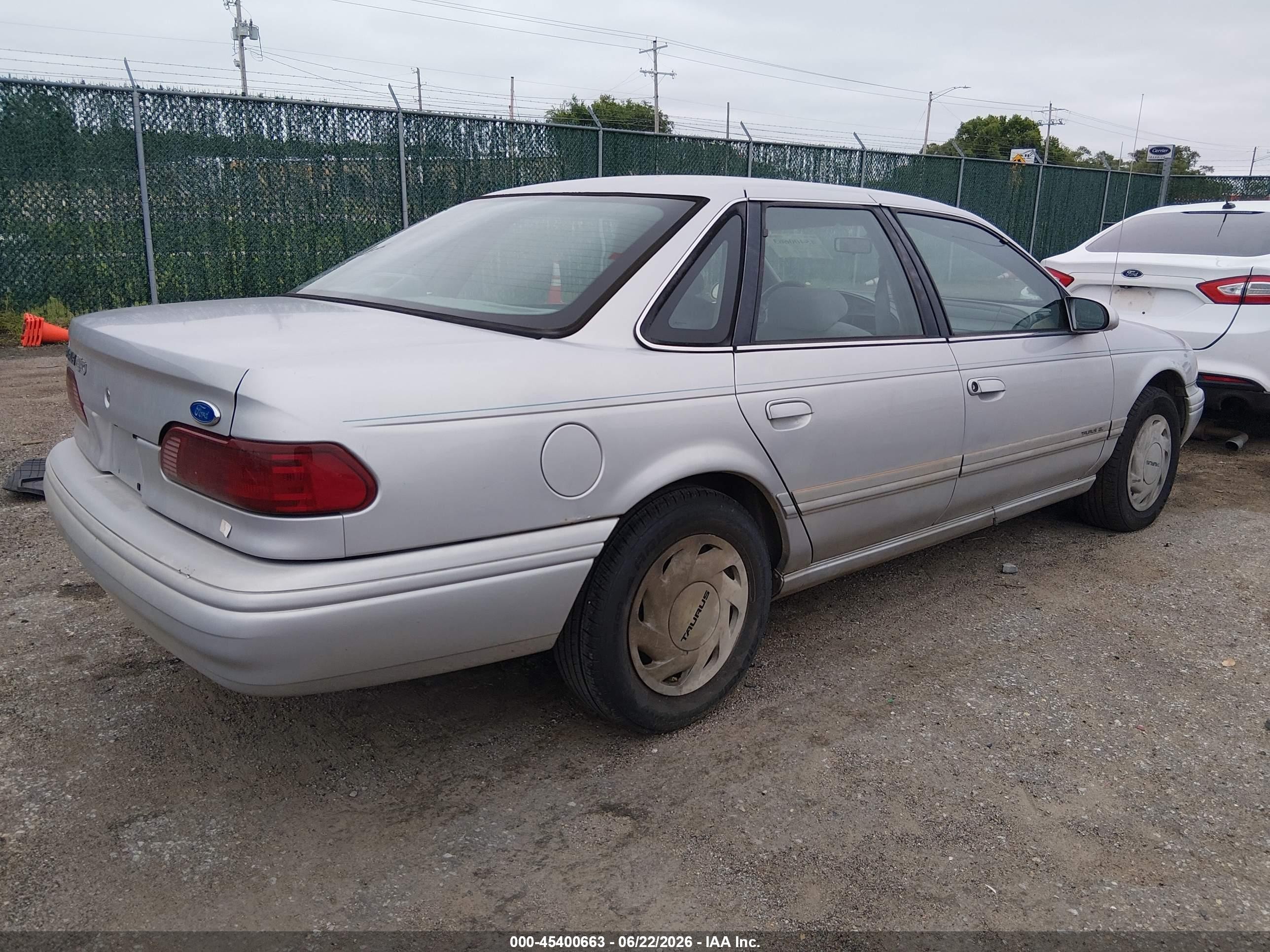 1995 Ford Taurus Gl/se Blue vin: 1FALP52U4SG255238