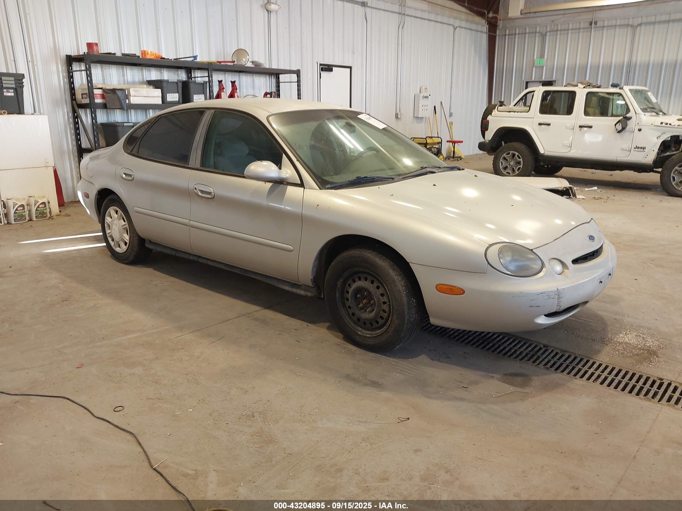 1FALP52U5VA200644