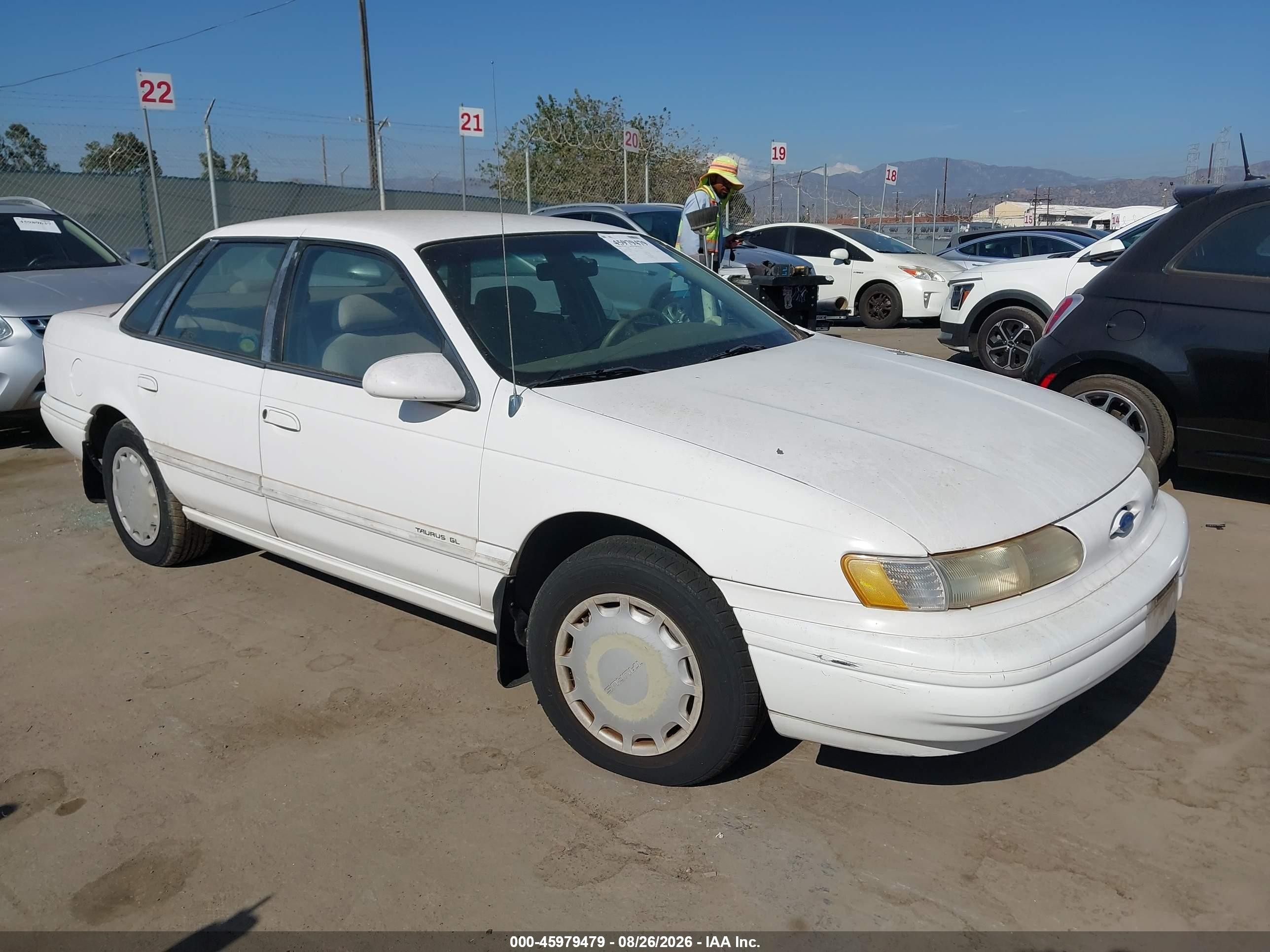 1995 Ford Taurus Gl/se White vin: 1FALP52U6SG269111