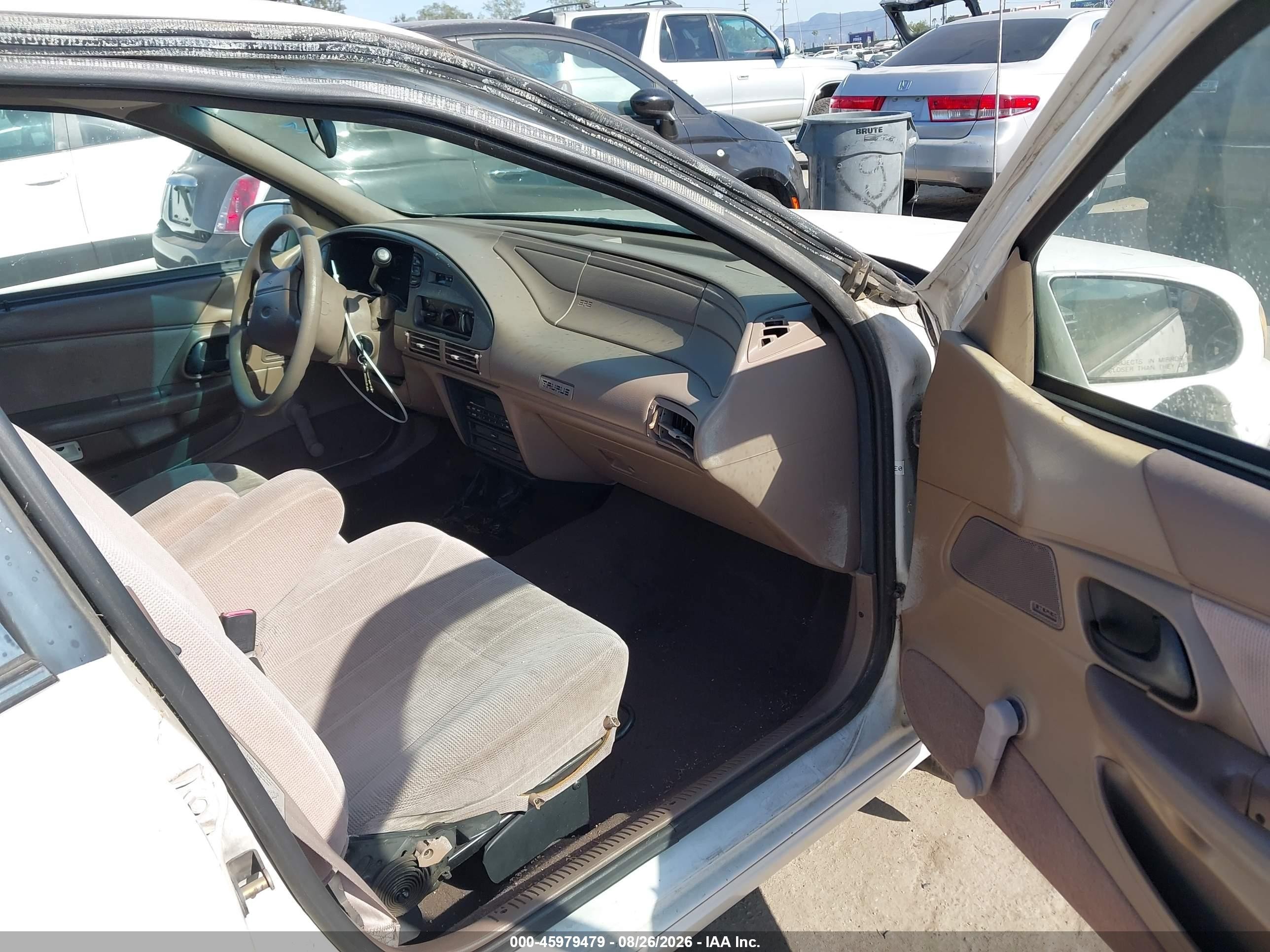 1995 Ford Taurus Gl/se White vin: 1FALP52U6SG269111