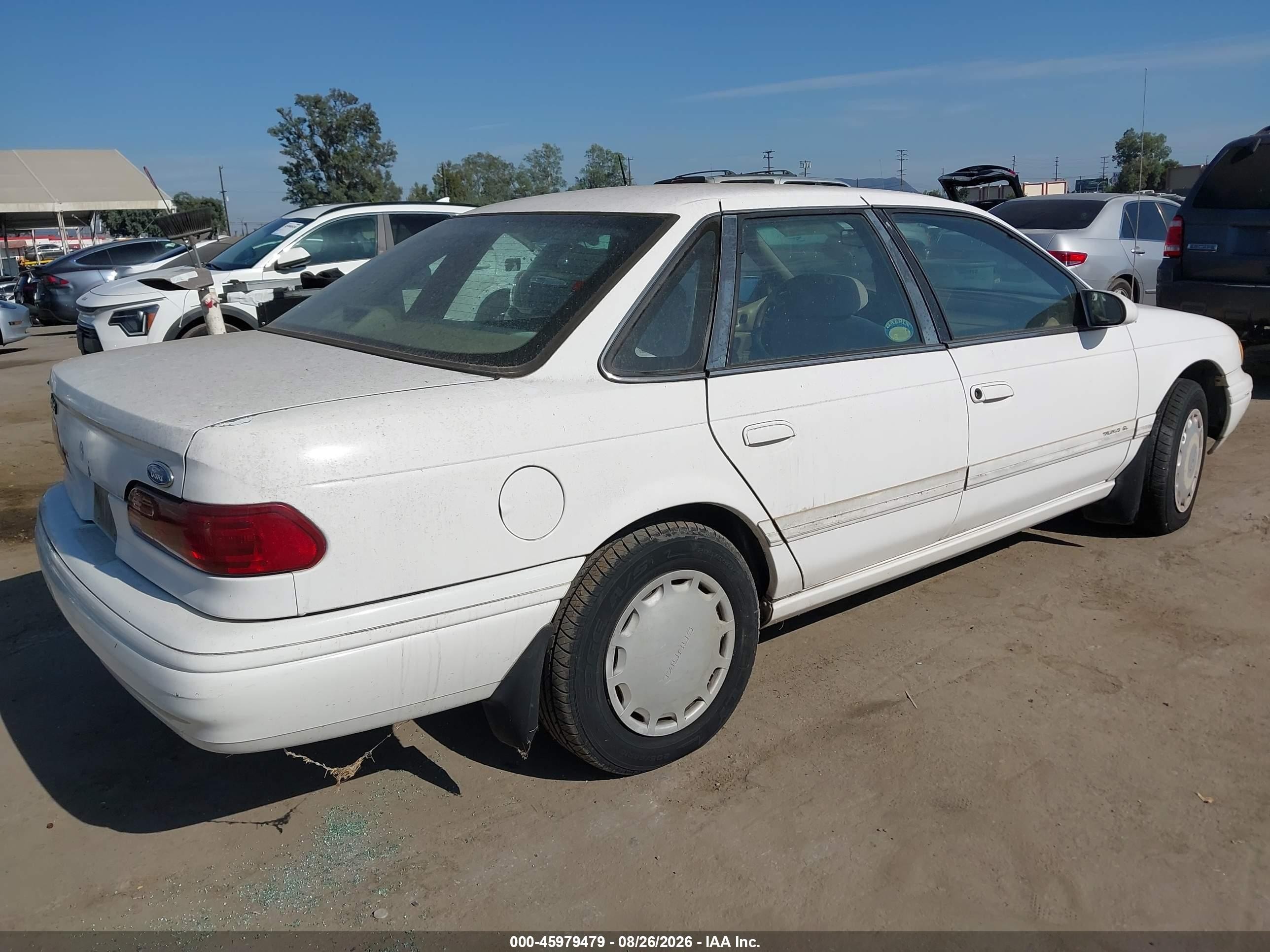 1995 Ford Taurus Gl/se White vin: 1FALP52U6SG269111