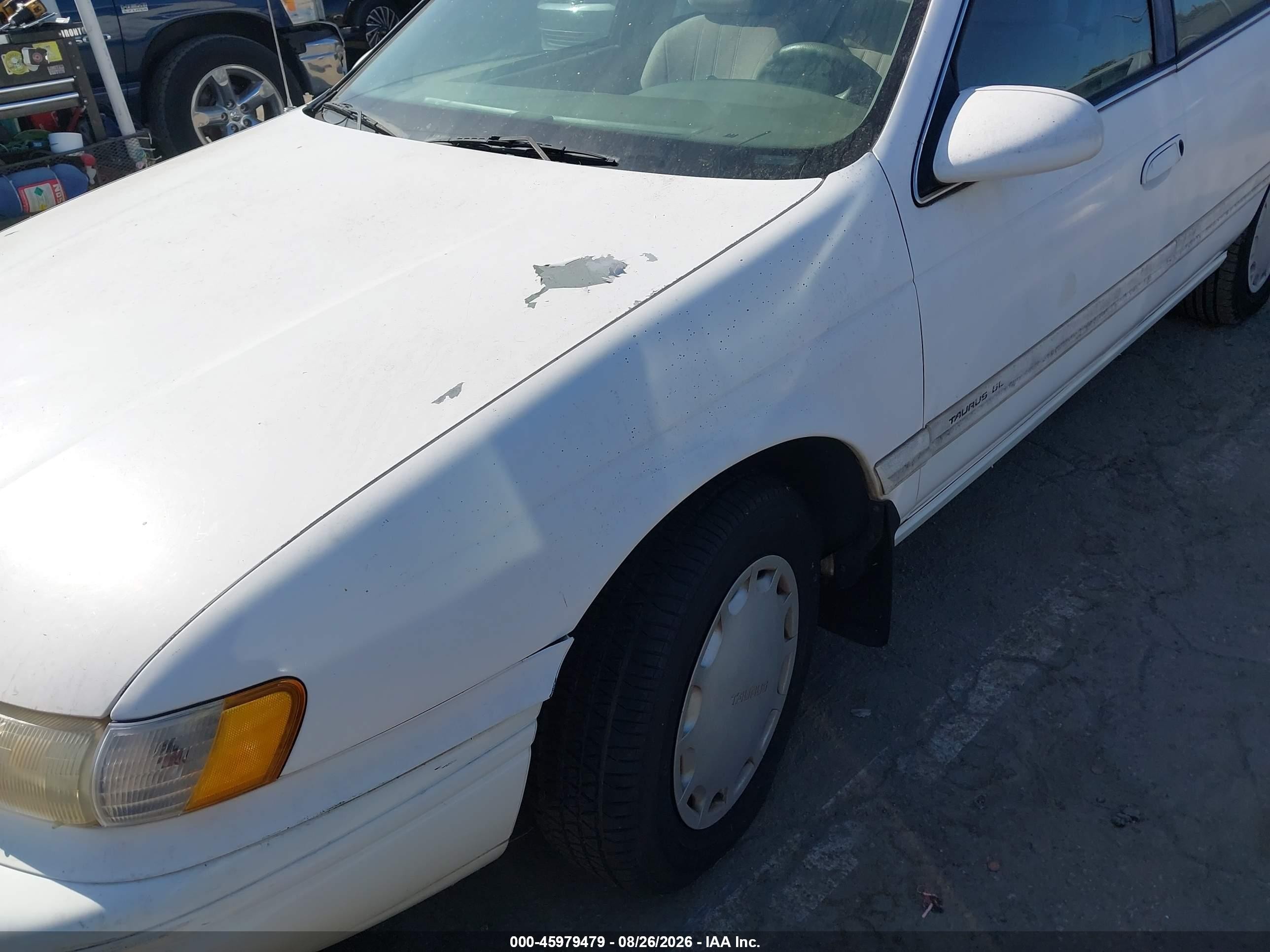 1995 Ford Taurus Gl/se White vin: 1FALP52U6SG269111
