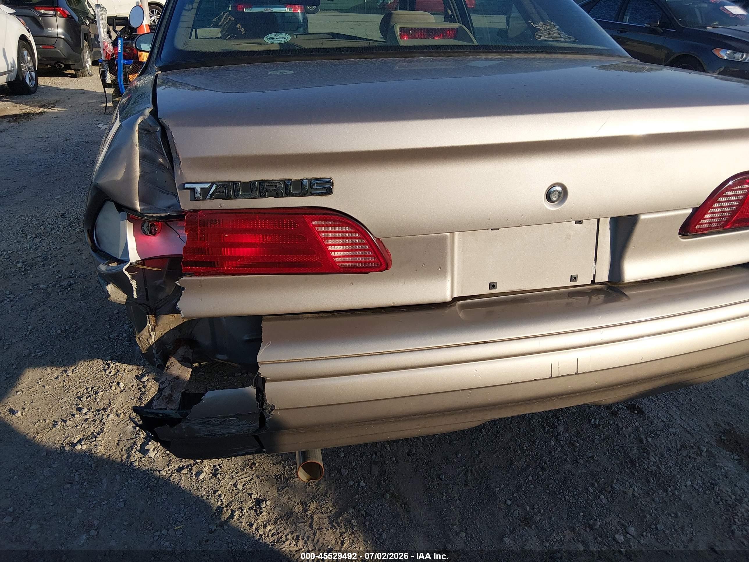 1995 Ford Taurus Gl/se Beige vin: 1FALP52U6SG287785