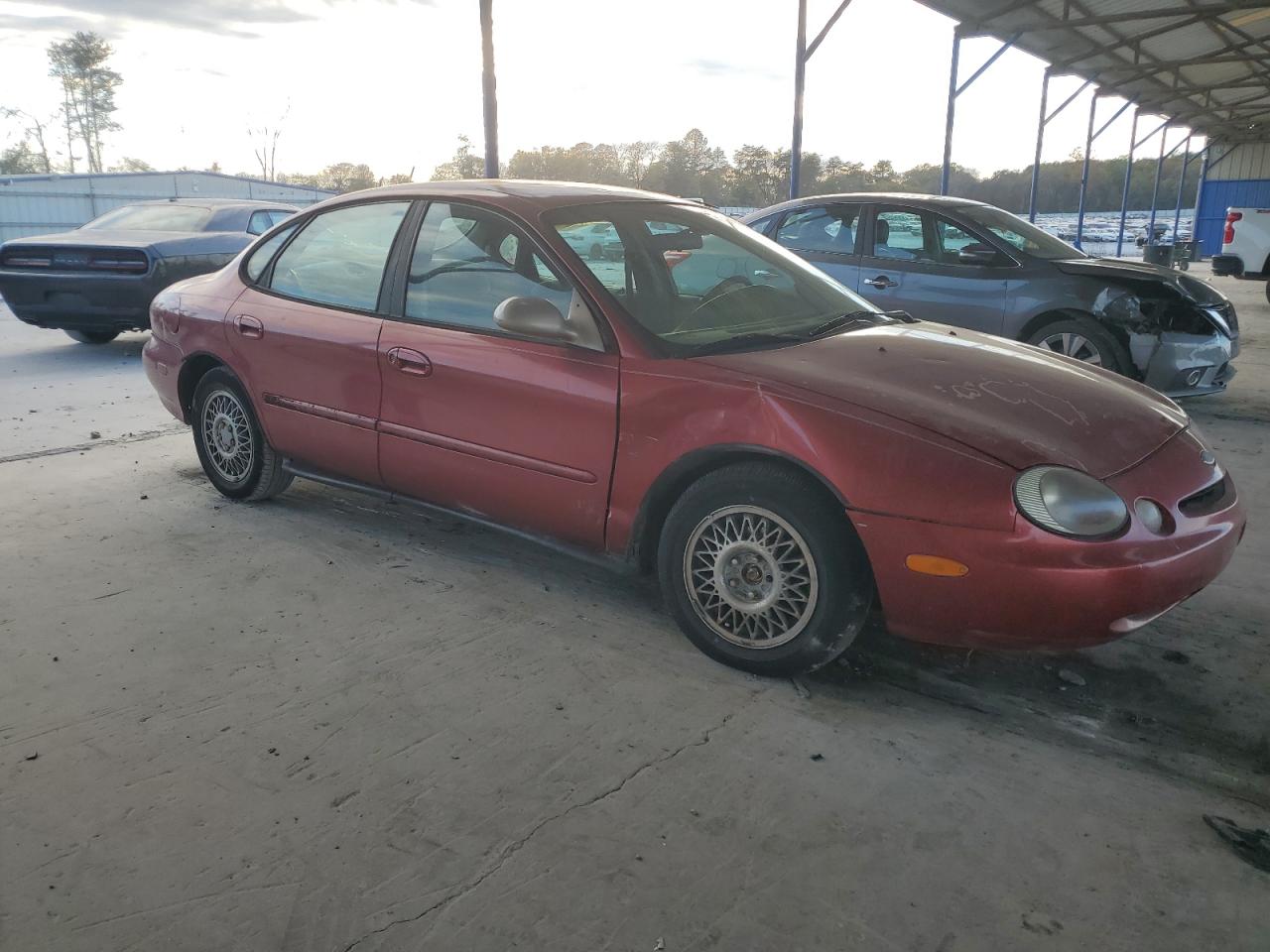 1996 Ford Taurus Gl Красный vin: 1FALP52U7TG234210
