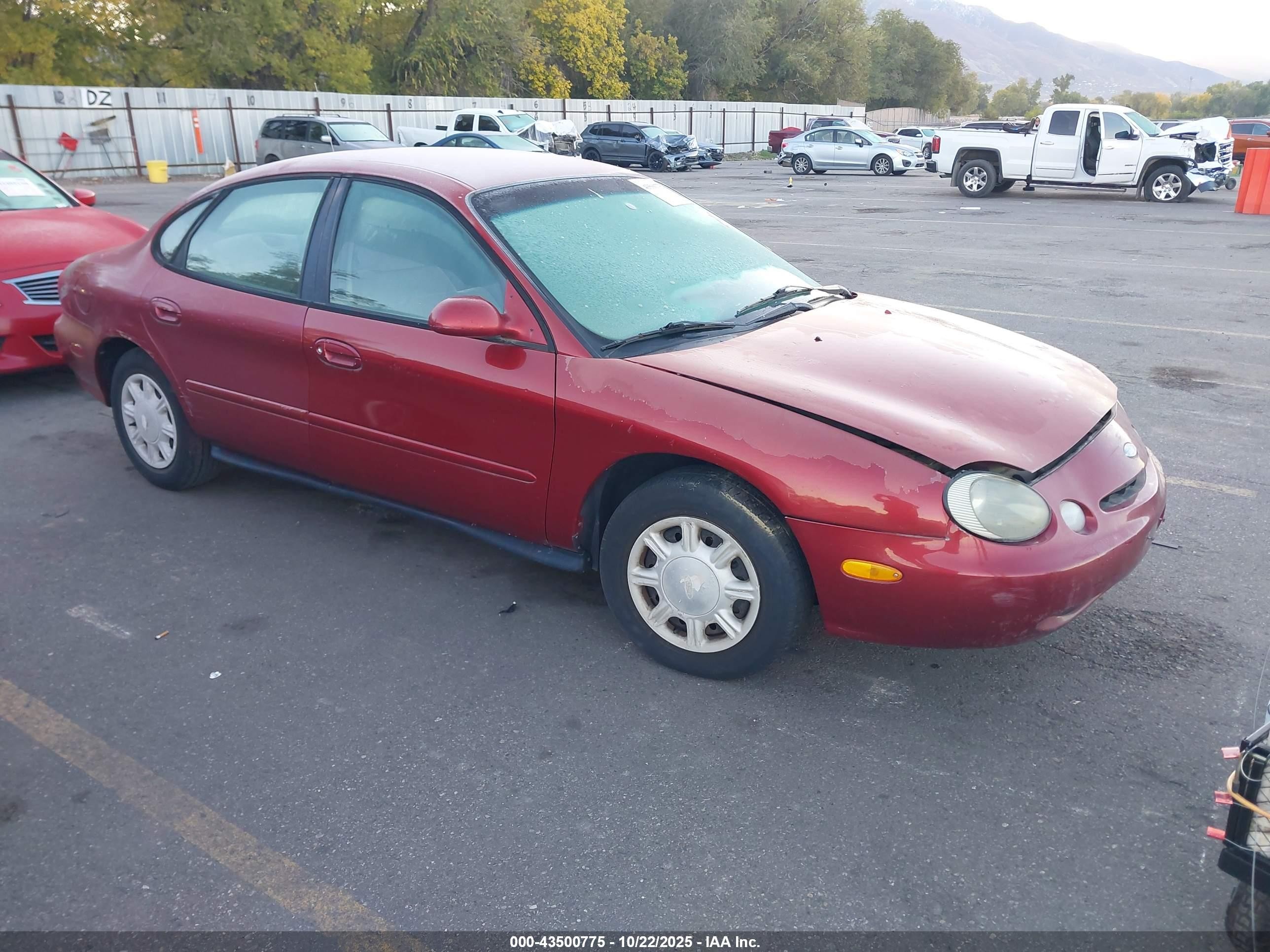 1996 Ford Taurus Gl Red vin: 1FALP52U7TG298909