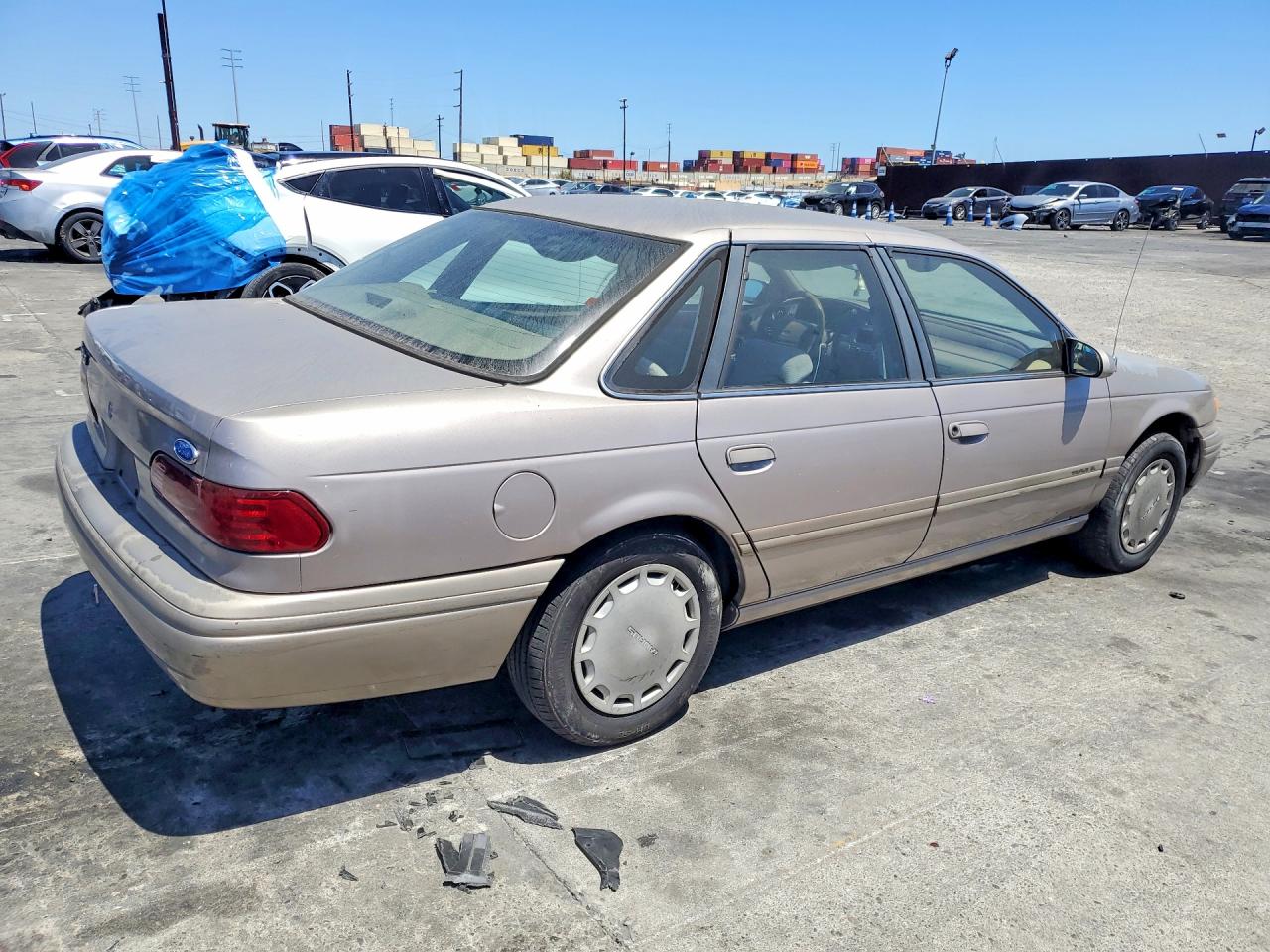 1995 Ford Taurus Gl Tan vin: 1FALP52U9SA320832