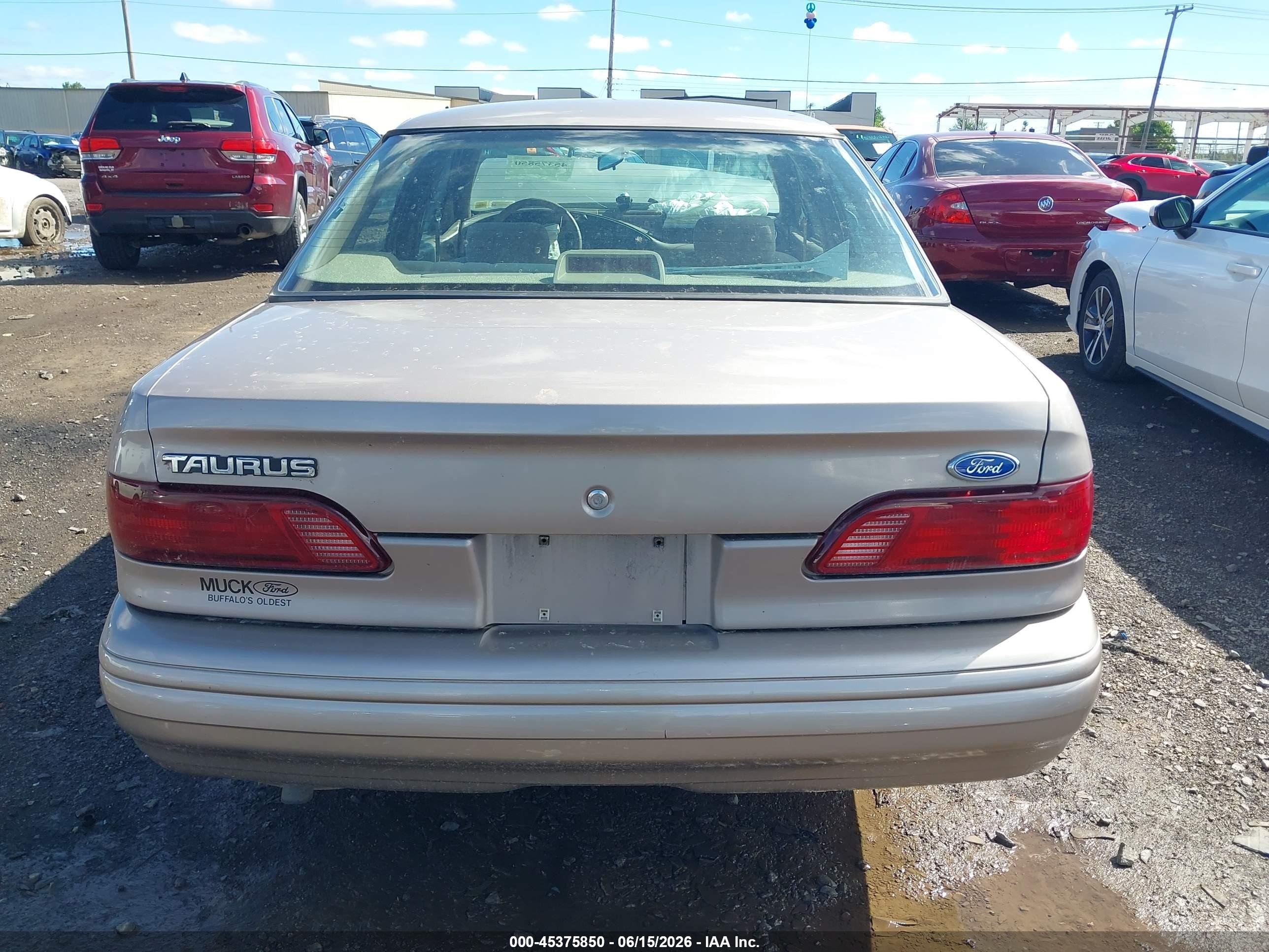 1995 Ford Taurus Gl/se Beige vin: 1FALP52U9SG248561