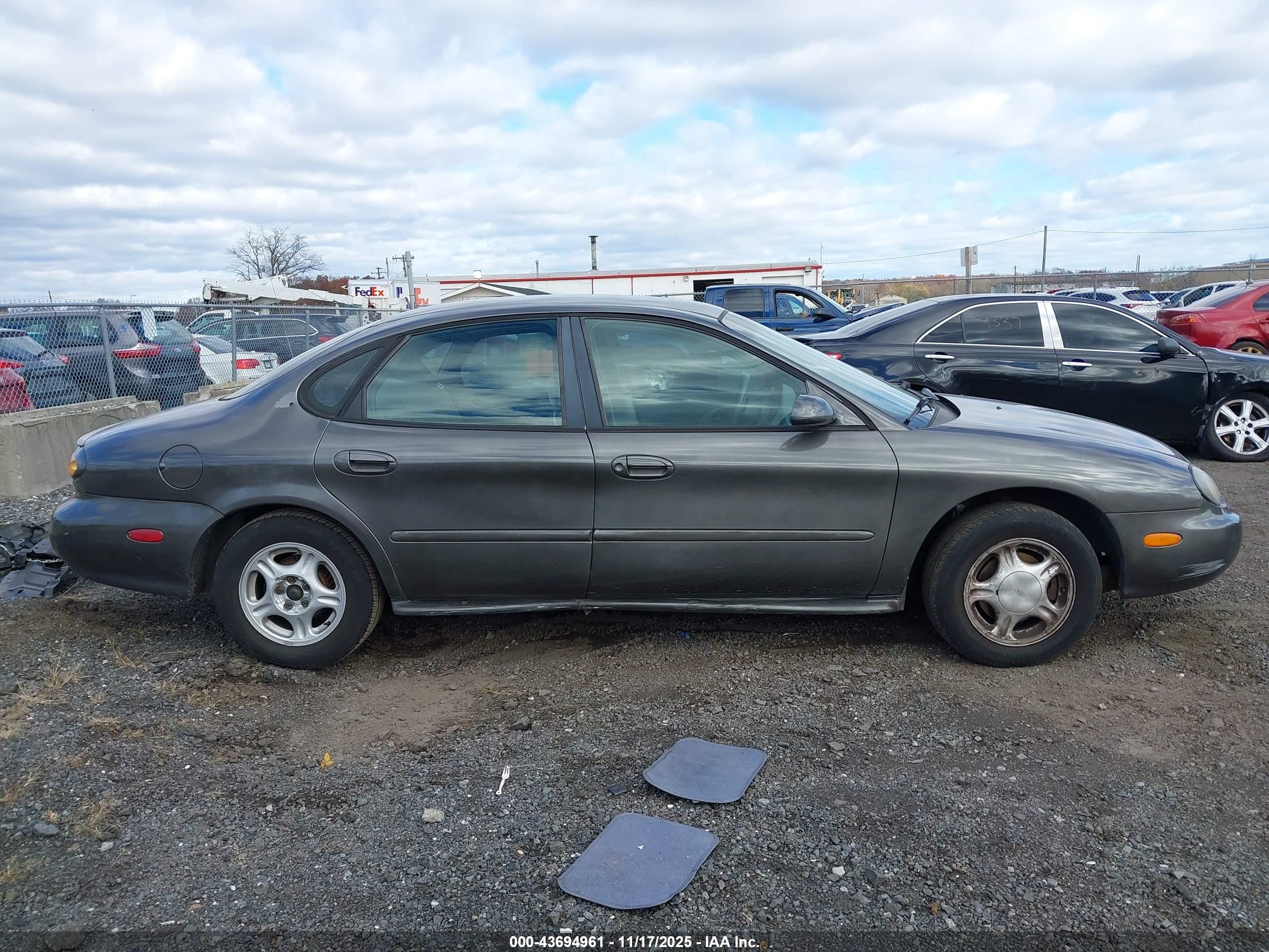 1996 Ford Taurus Gl Gray vin: 1FALP52U9TA199317
