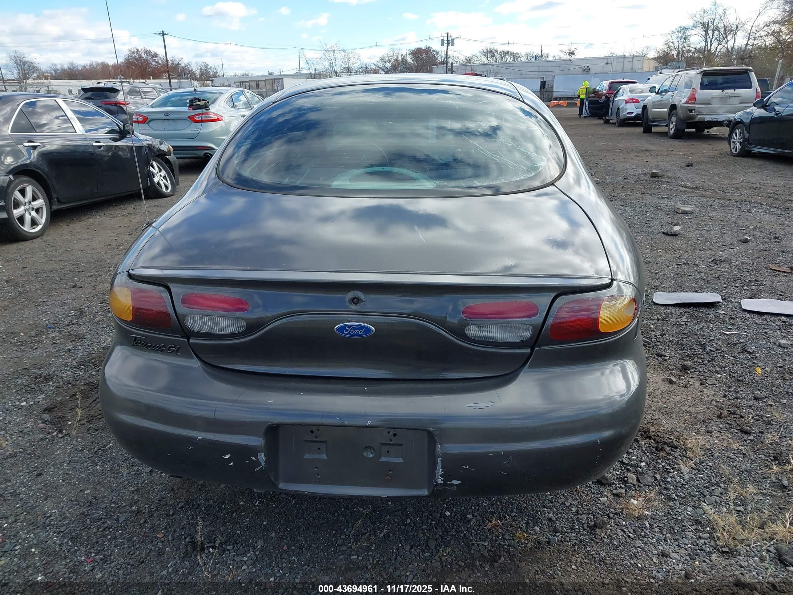 1996 Ford Taurus Gl Gray vin: 1FALP52U9TA199317