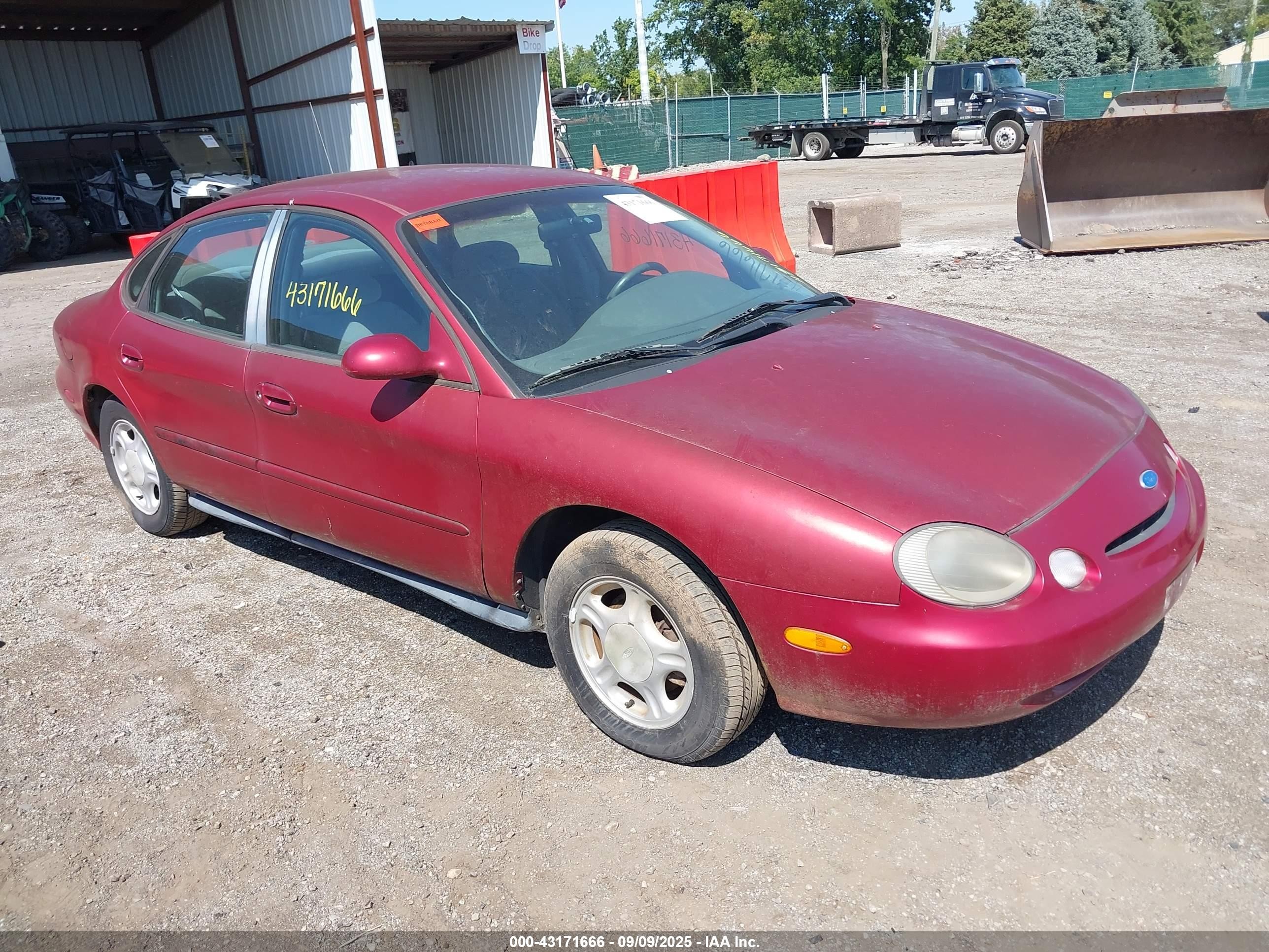 1996 Ford Taurus Gl Red vin: 1FALP52U9TG101769