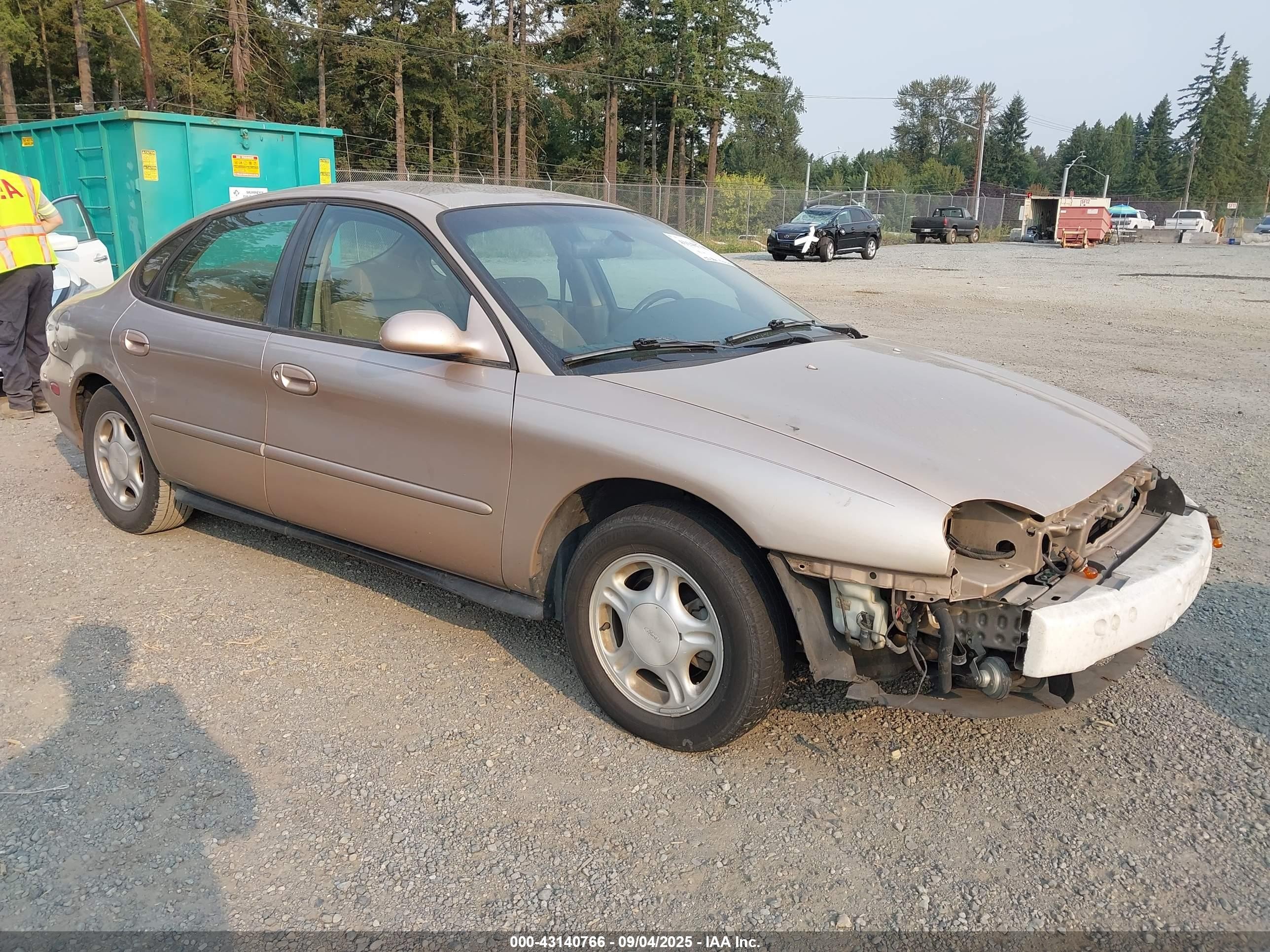 1996 Ford Taurus Gl Tan vin: 1FALP52UXTG106219