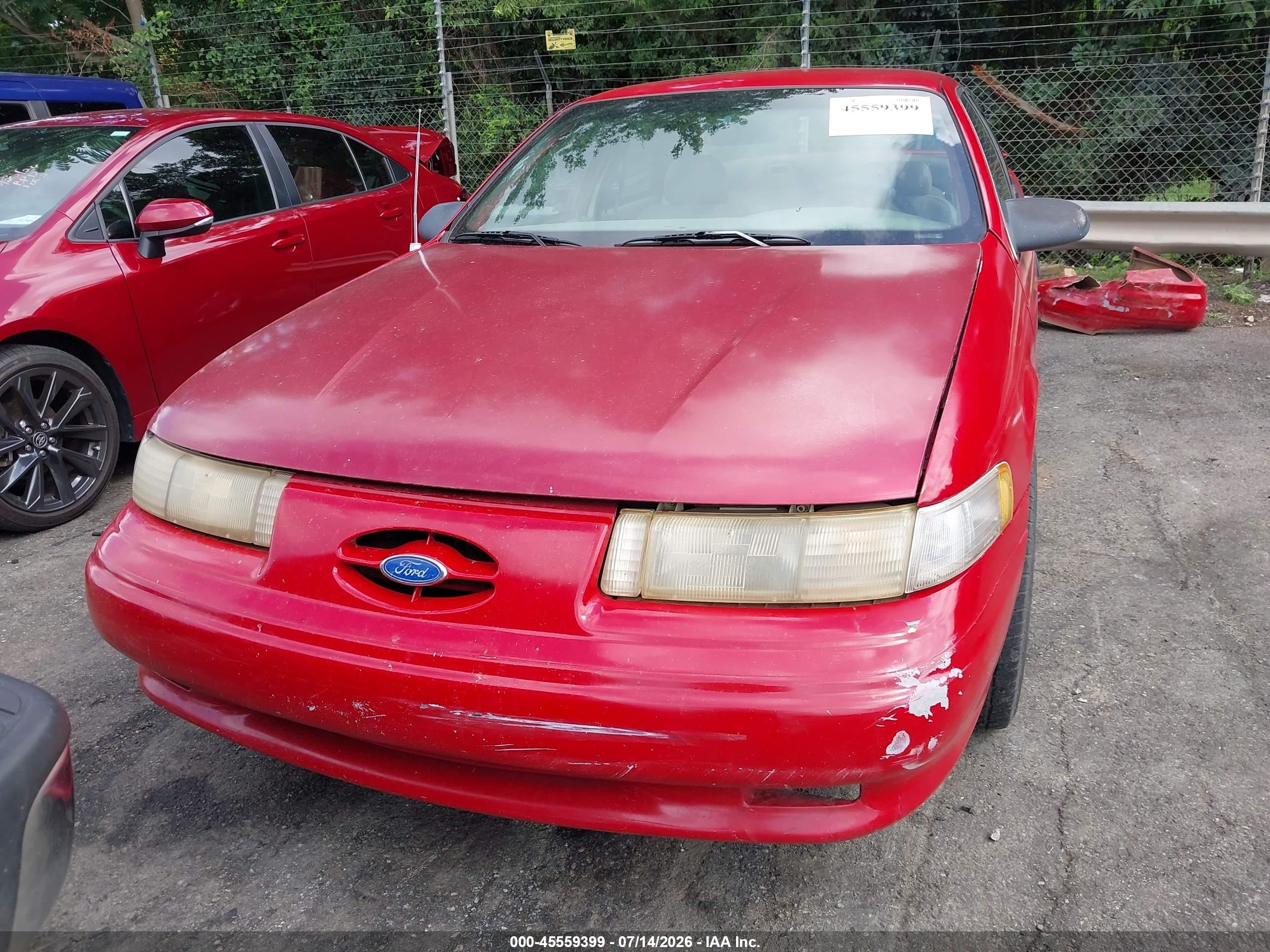 1993 Ford Taurus Sho Red vin: 1FALP54P0PA317638