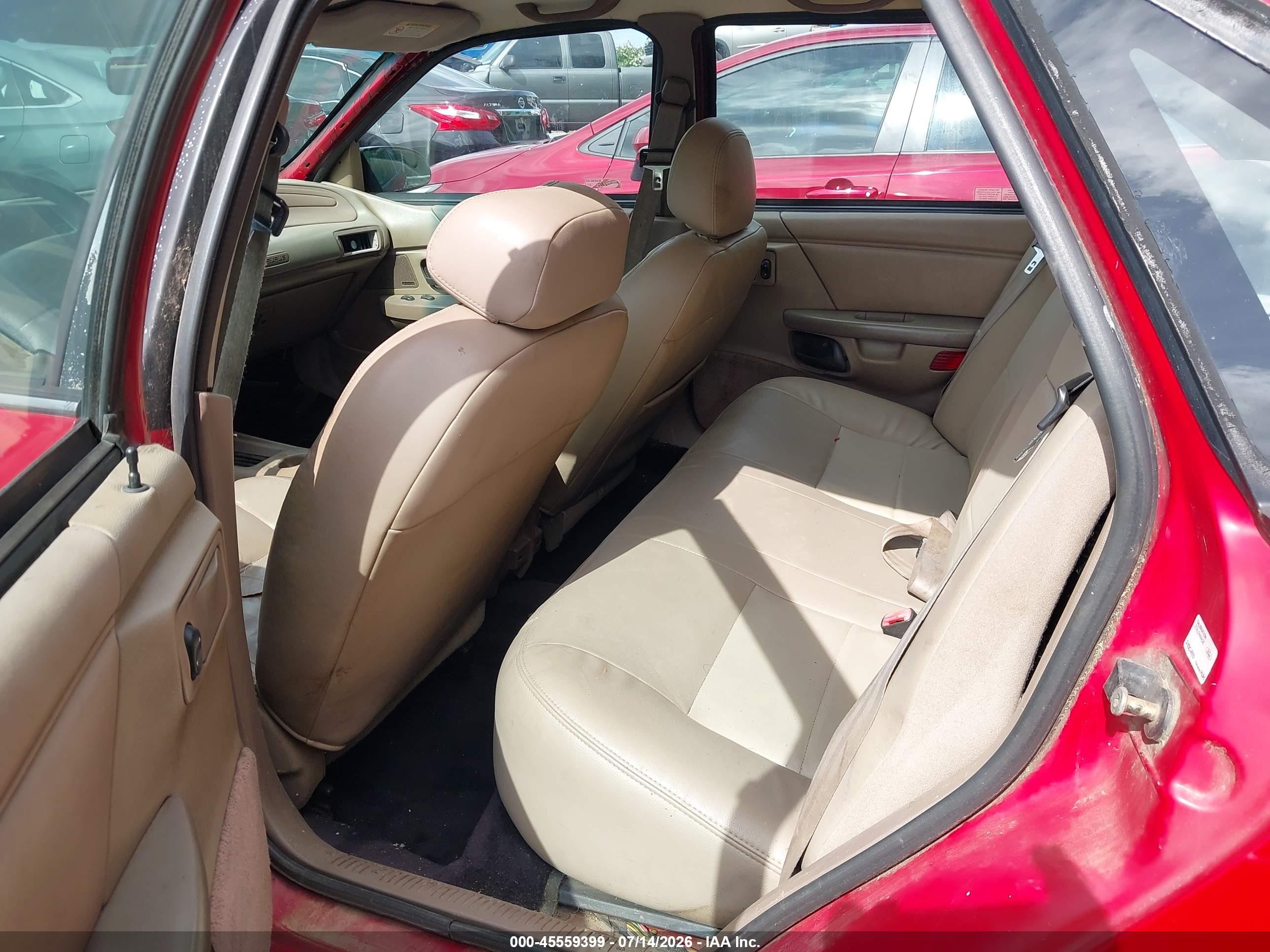 1993 Ford Taurus Sho Red vin: 1FALP54P0PA317638