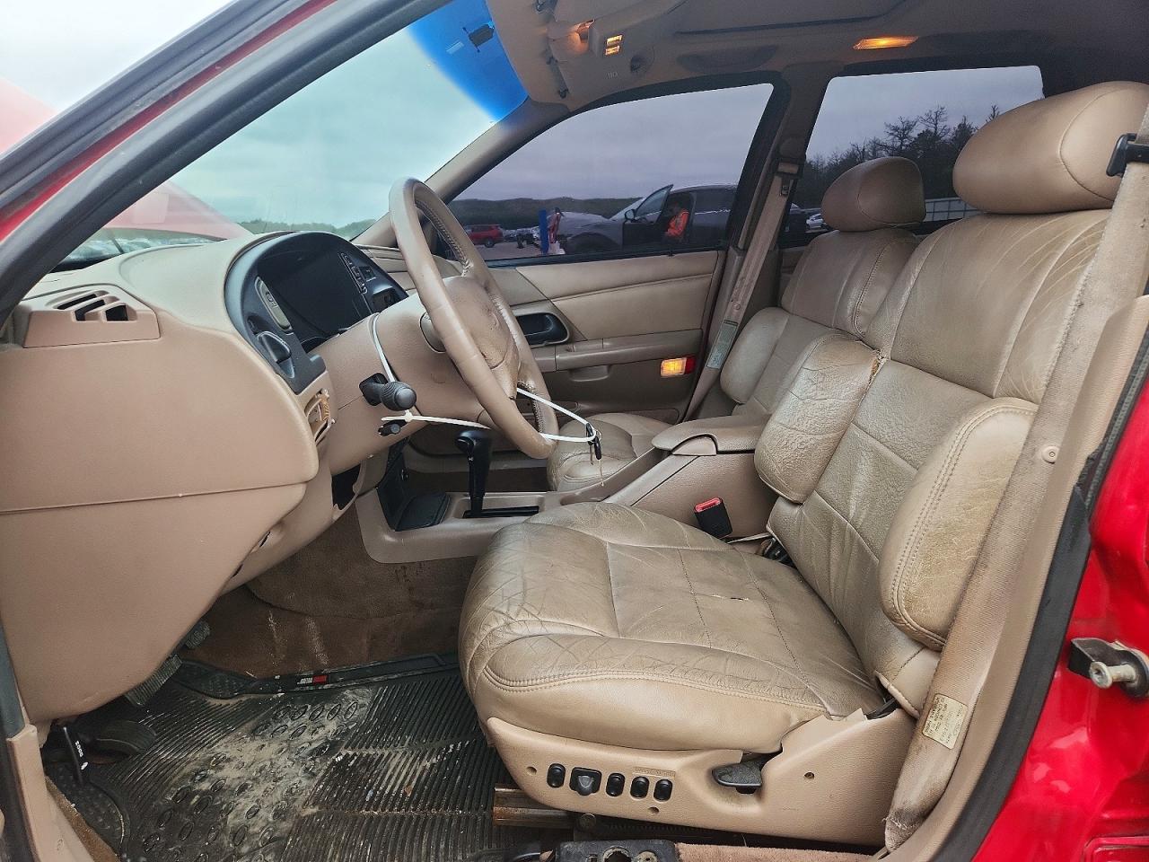 1995 Ford Taurus Sho Red vin: 1FALP54P6SA133376