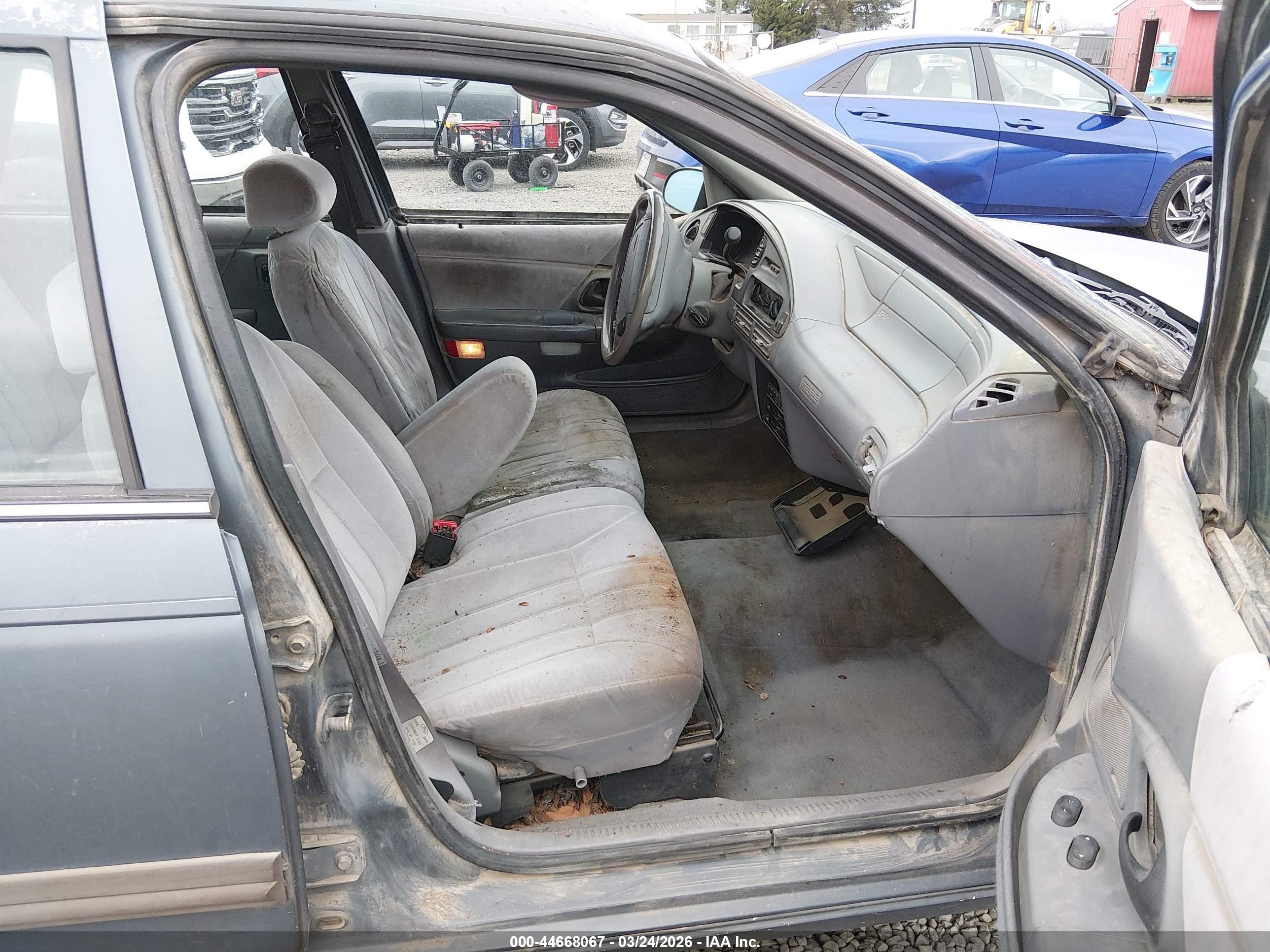 1992 Ford Taurus Gl Blue vin: 1FALP57U0NG175223