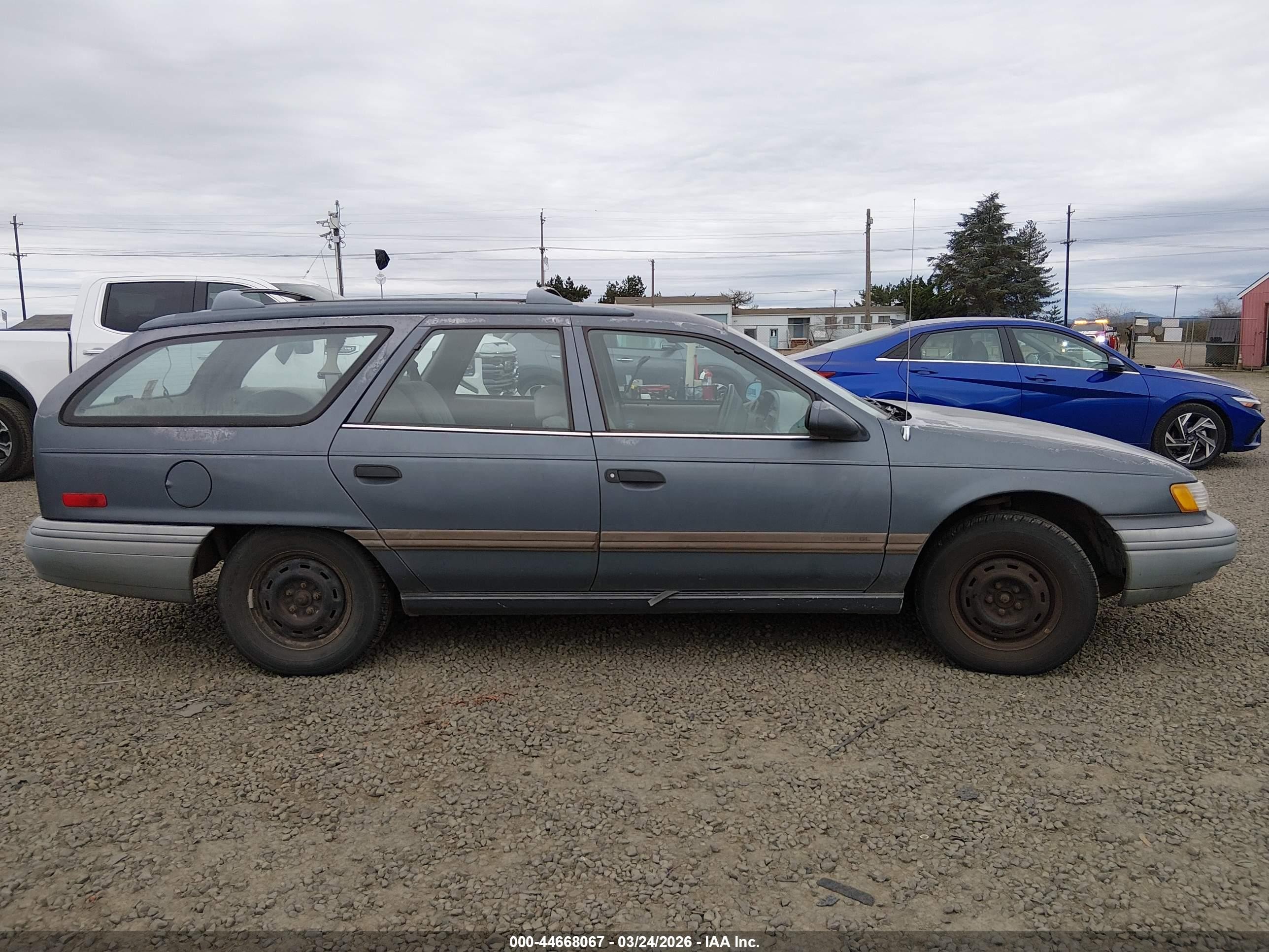 1992 Ford Taurus Gl Blue vin: 1FALP57U0NG175223