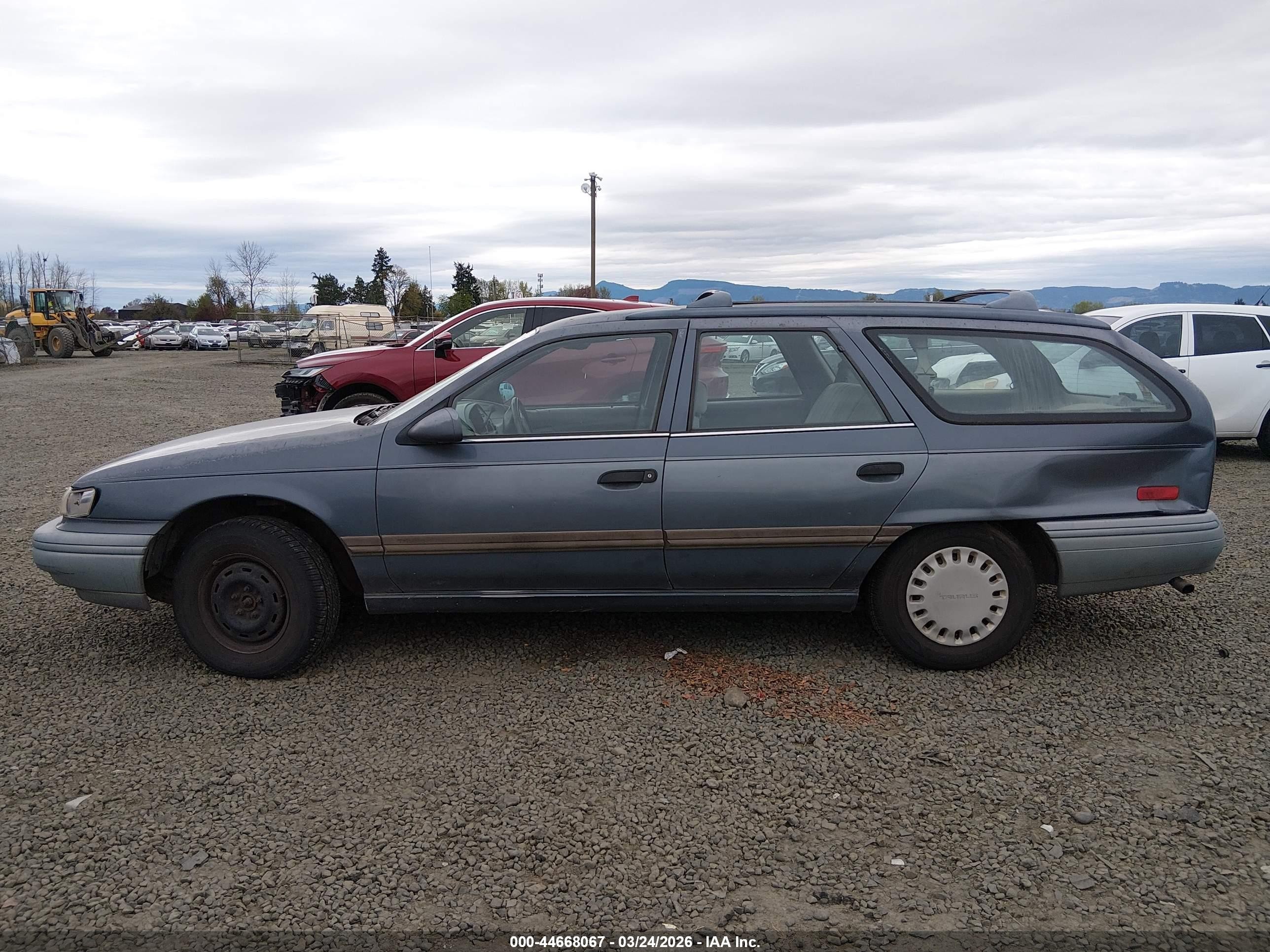 1992 Ford Taurus Gl Blue vin: 1FALP57U0NG175223