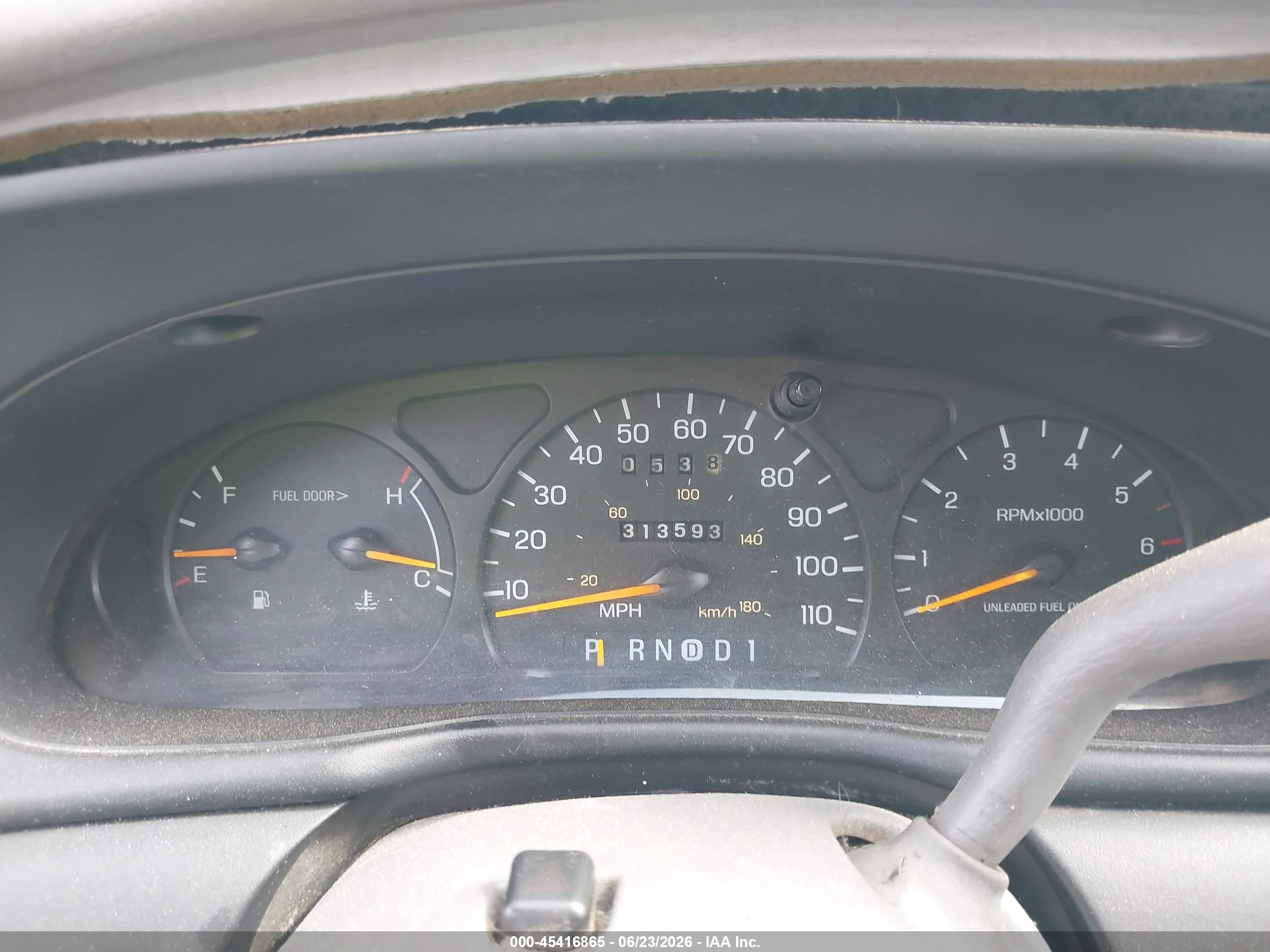 1997 Ford Taurus Gl Серебряный vin: 1FALP57U4VG295638