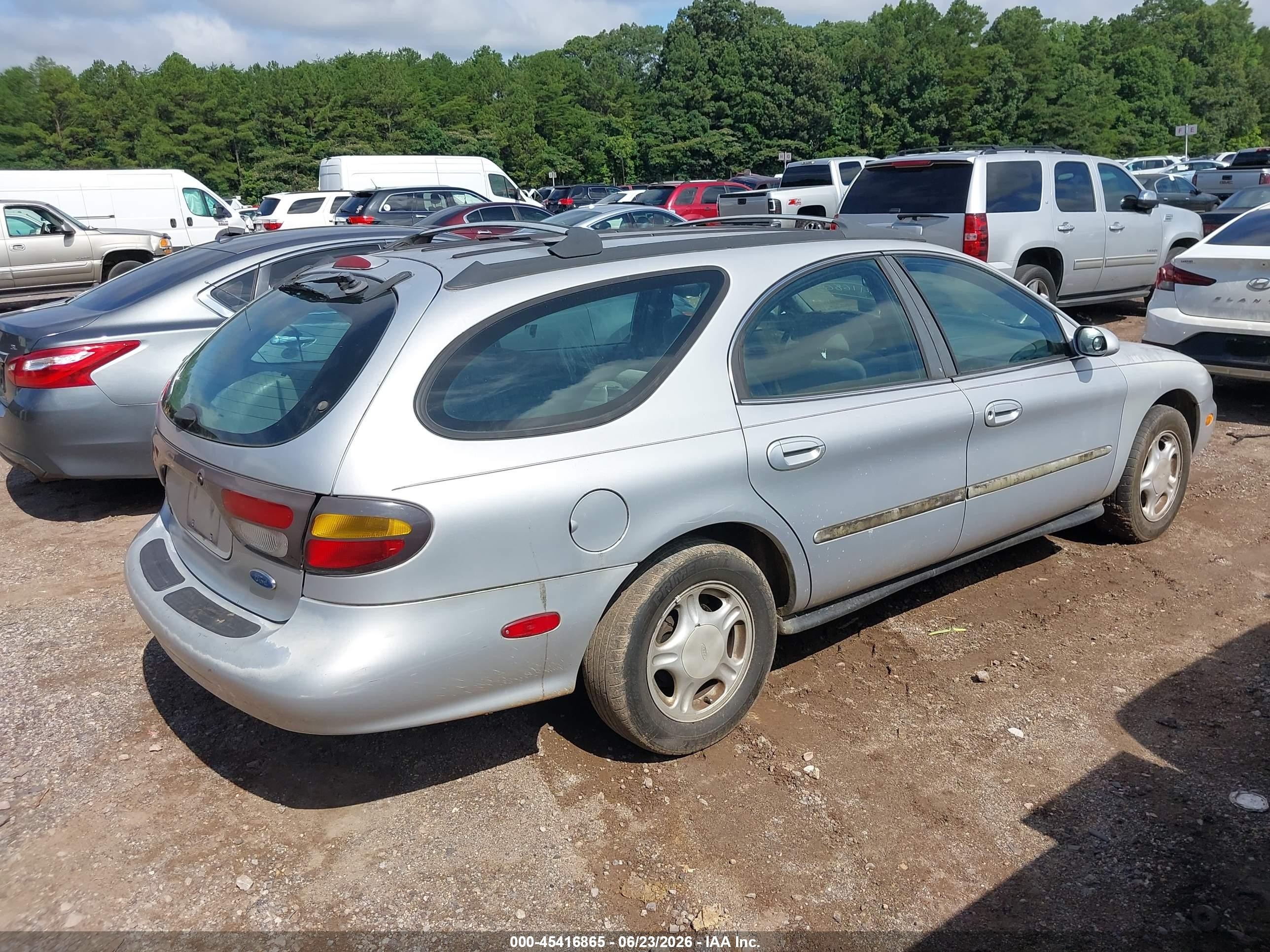 1997 Ford Taurus Gl Серебряный vin: 1FALP57U4VG295638