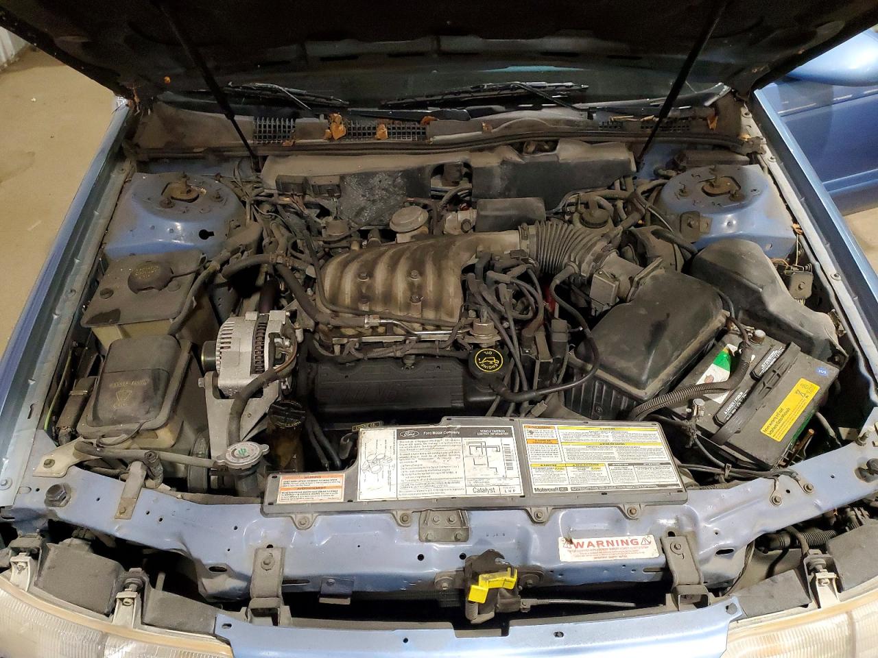 1995 Ford Taurus Gl Blue vin: 1FALP57U6SG117354