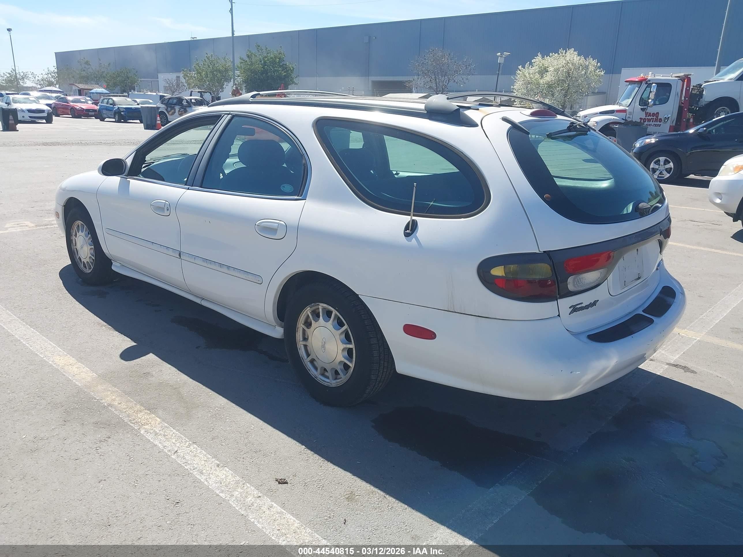 1996 Ford Taurus Lx Белый vin: 1FALP58S5TA194573