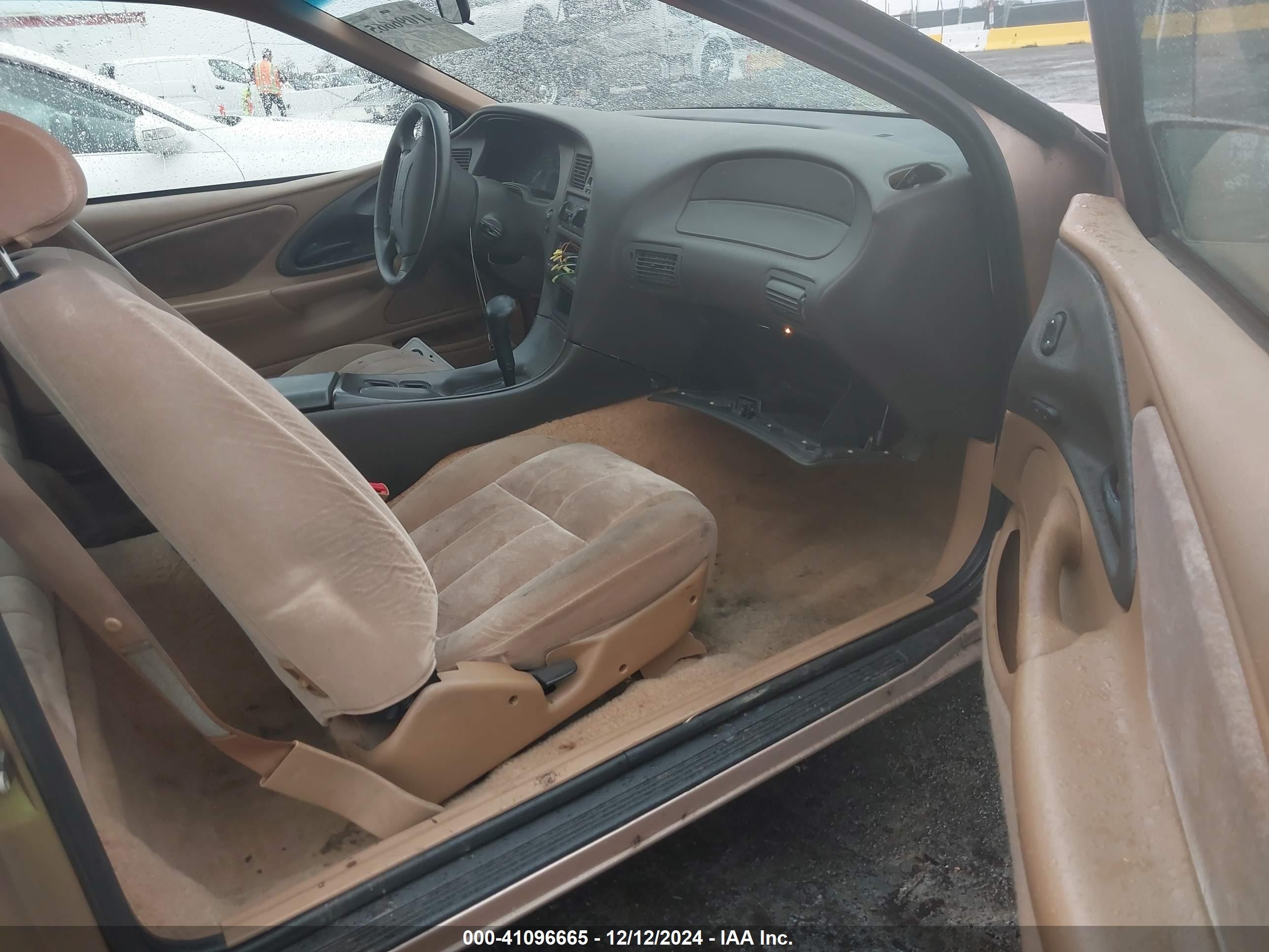 1996 Ford Thunderbird Lx Gold vin: 1FALP6242TH145970