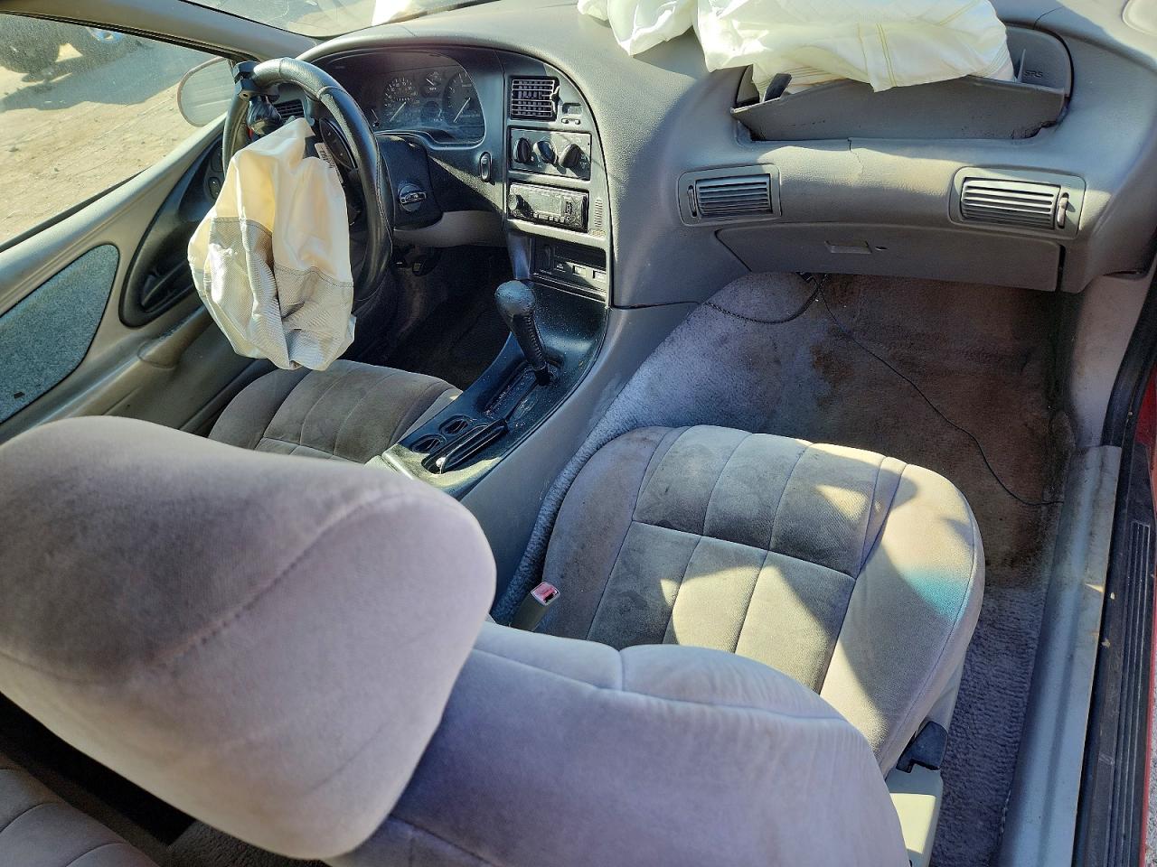 1996 Ford Thunderbird Lx Red vin: 1FALP624XTH138524