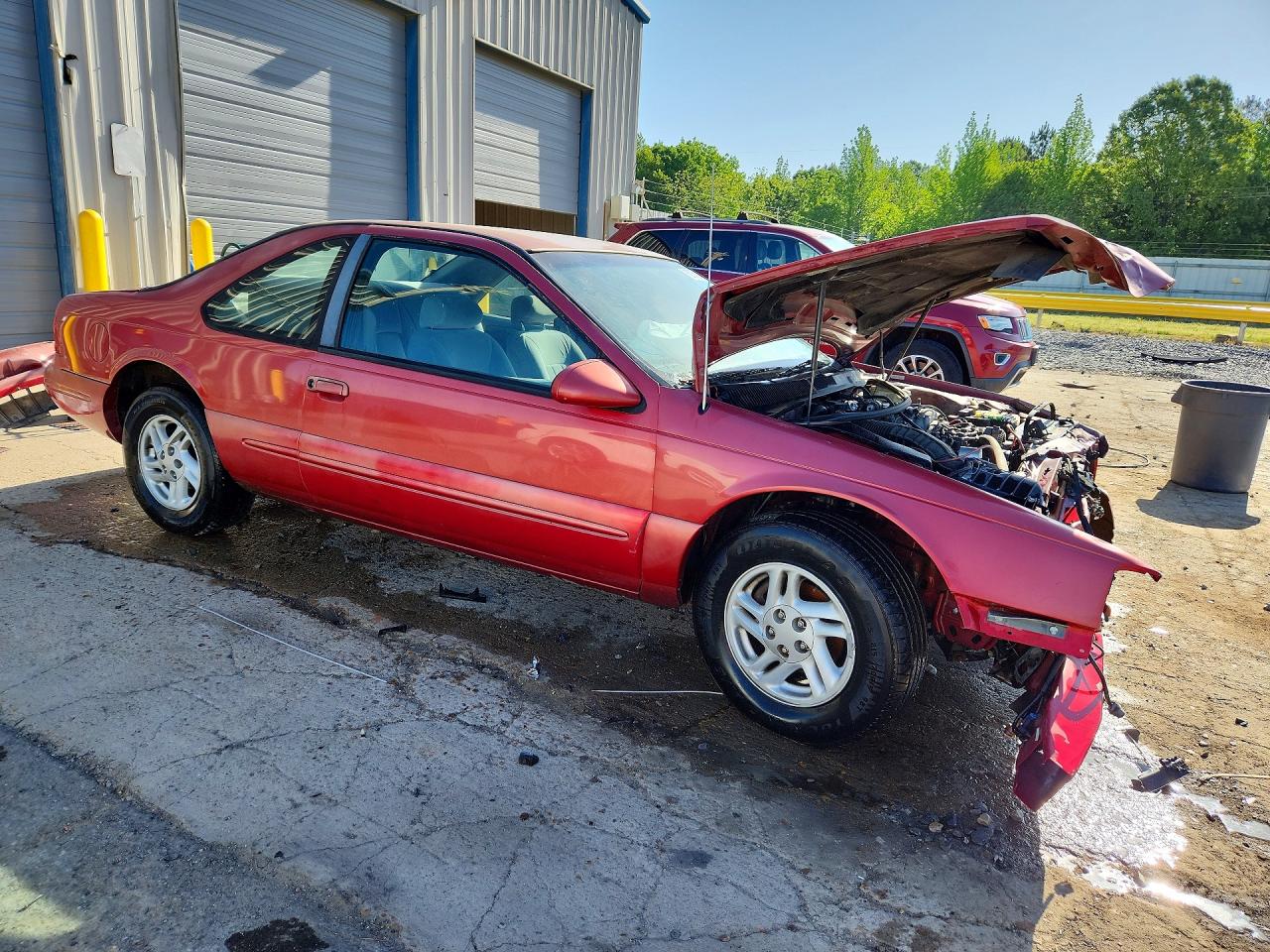 1996 Ford Thunderbird Lx Red vin: 1FALP624XTH138524