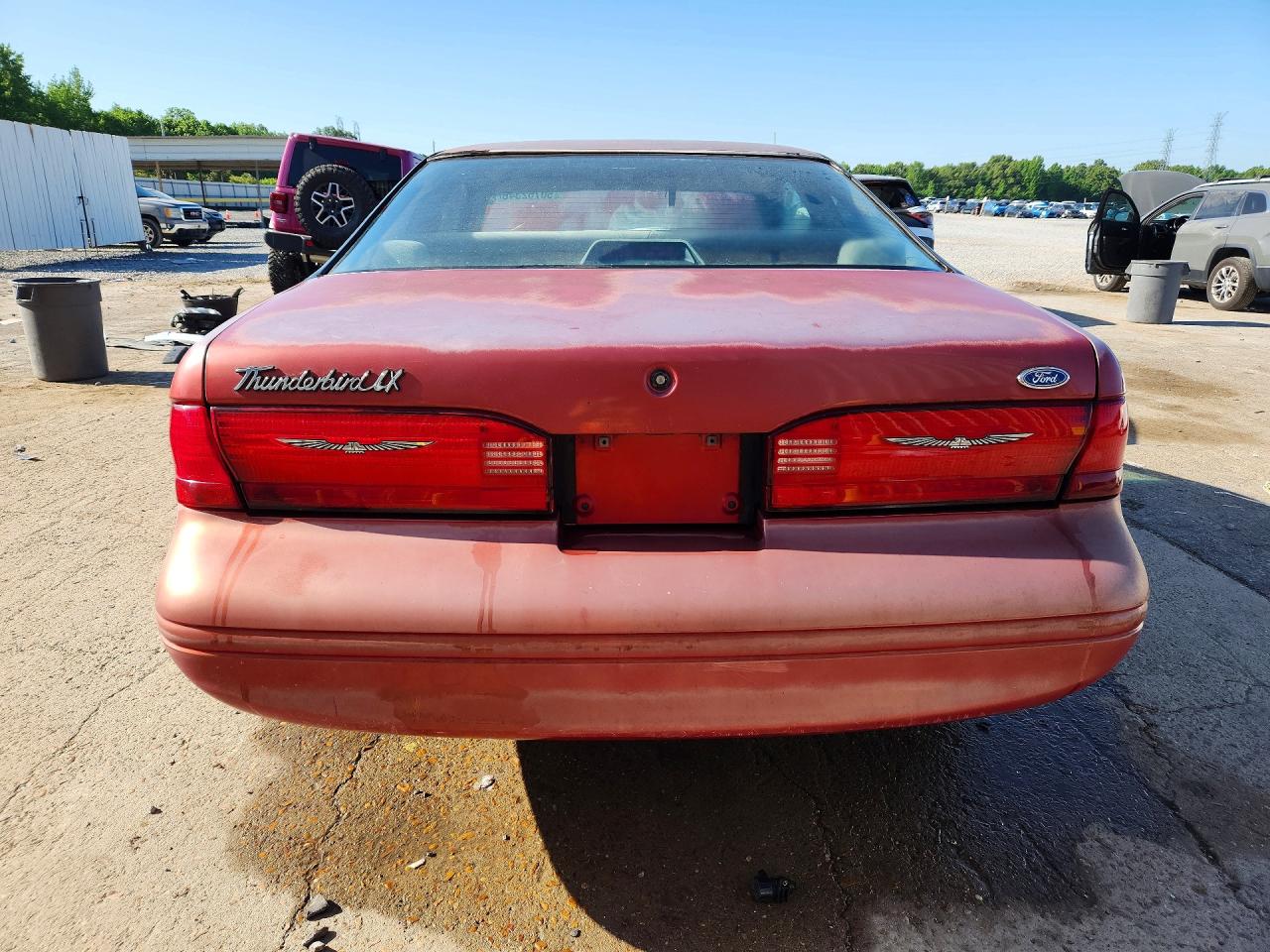 1996 Ford Thunderbird Lx Red vin: 1FALP624XTH138524