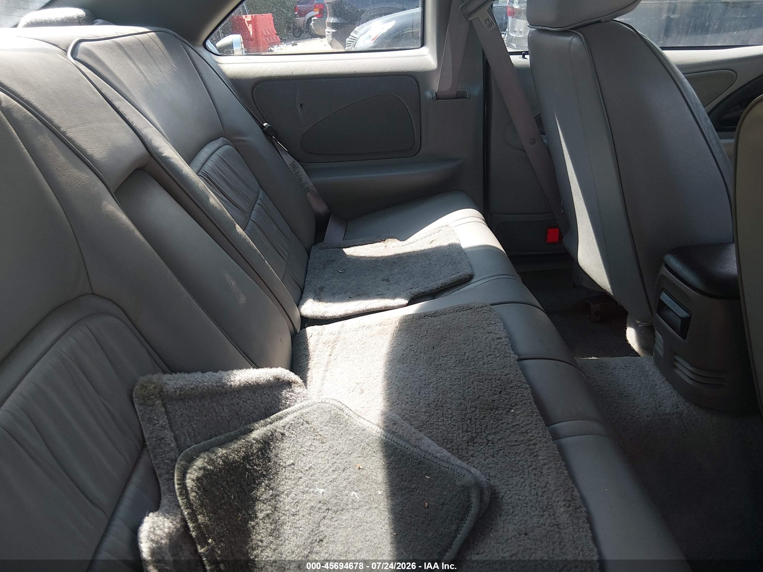 1997 Ford Thunderbird Lx Белый vin: 1FALP62W0VH102488