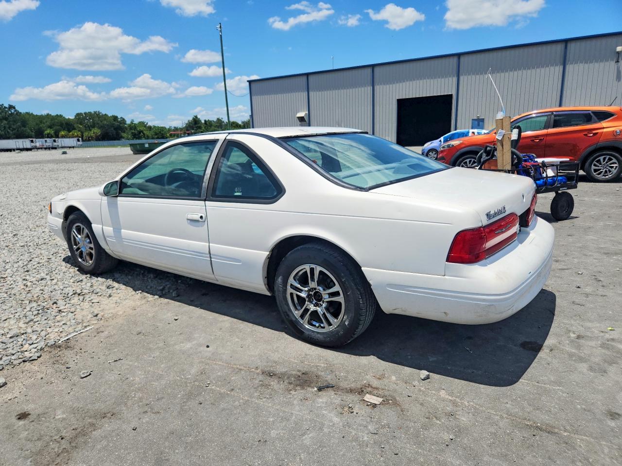 1996 Ford Thunderbird Lx White vin: 1FALP62W4TH154400