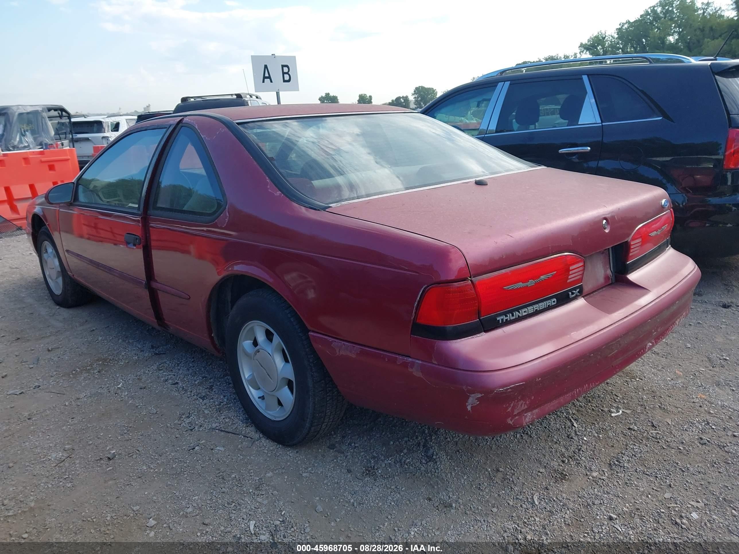 1994 Ford Thunderbird Lx Red vin: 1FALP62W7RH107810