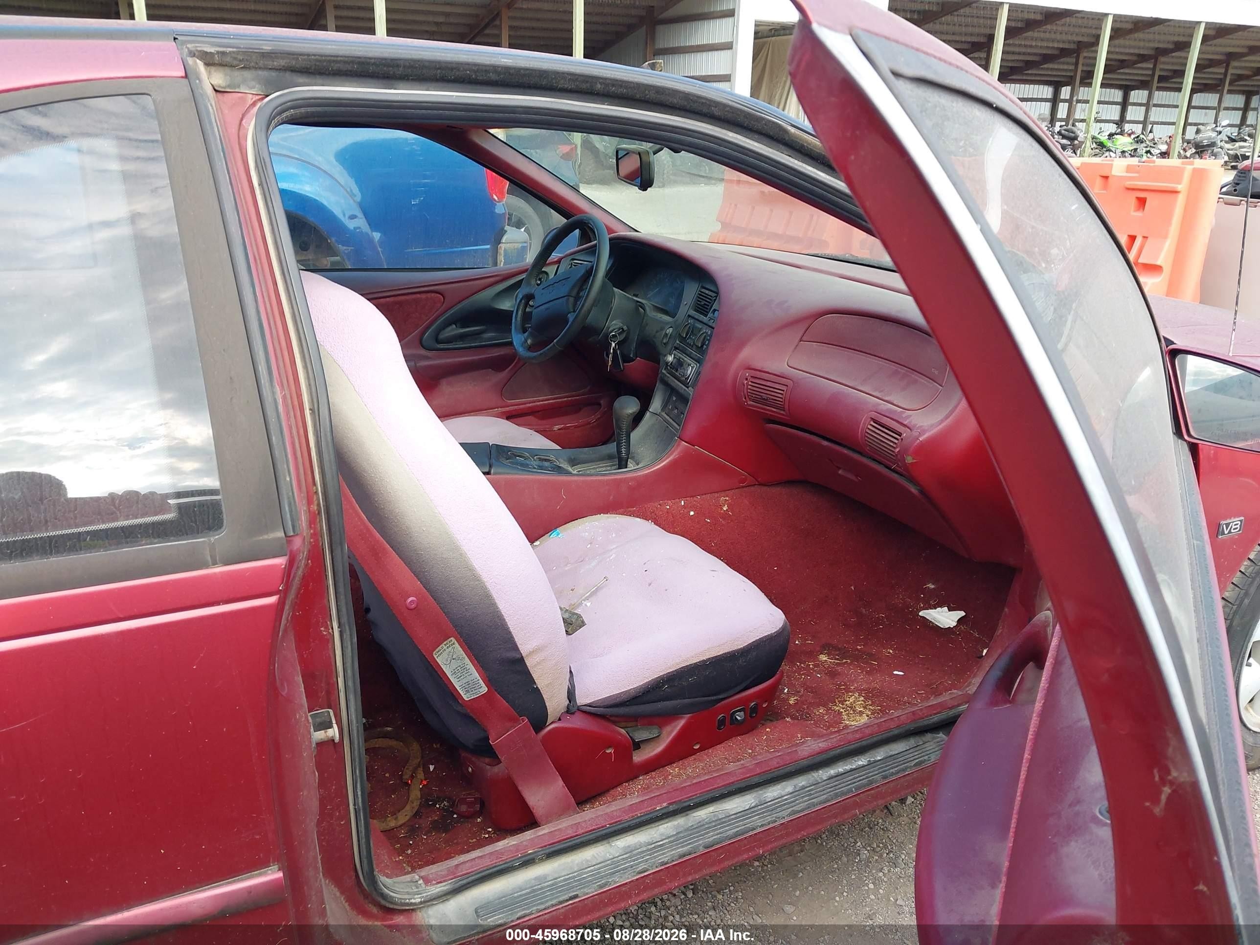 1994 Ford Thunderbird Lx Red vin: 1FALP62W7RH107810