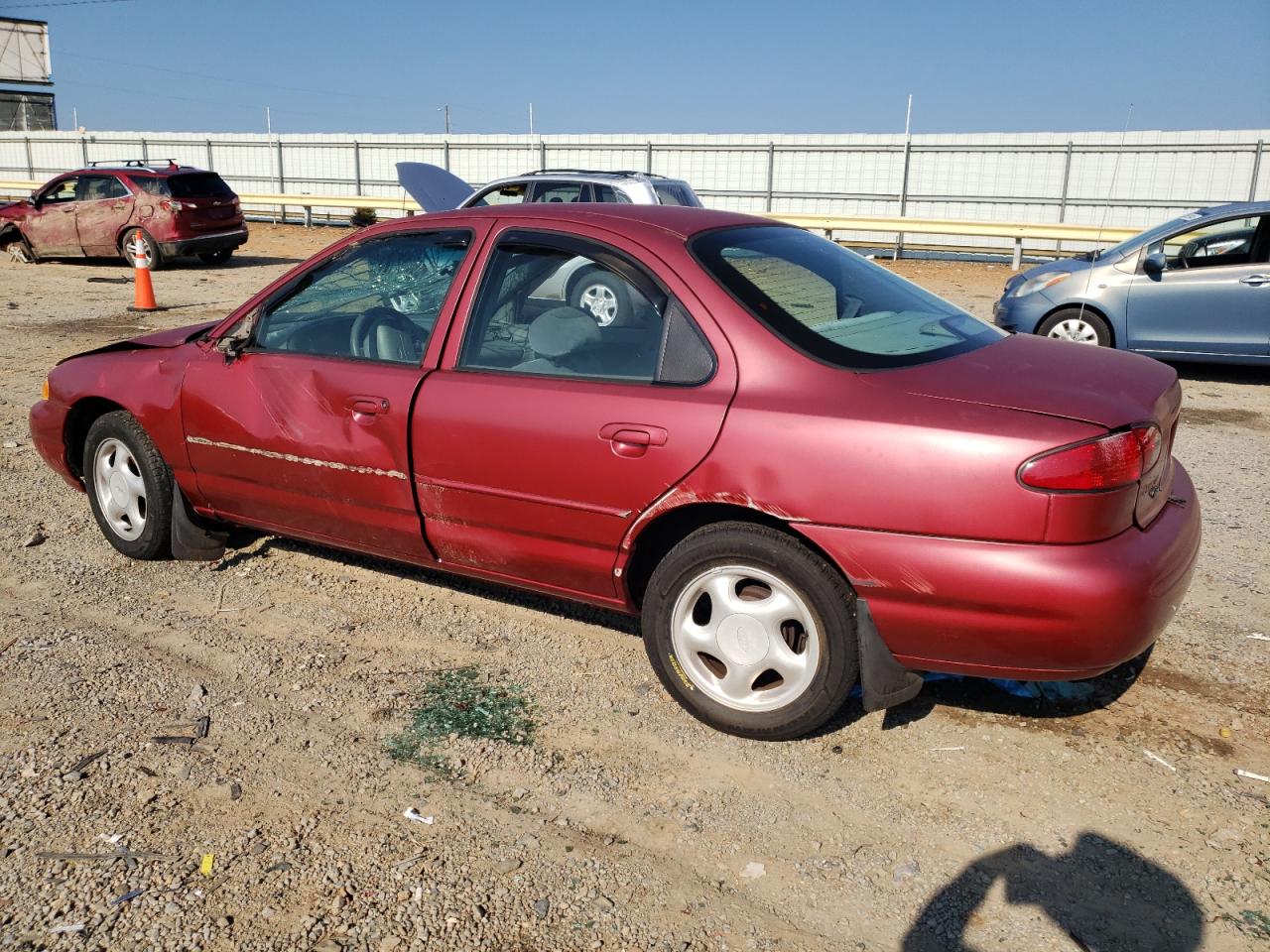 1996 Ford Contour Gl   Red vin: 1FALP6531TK144556