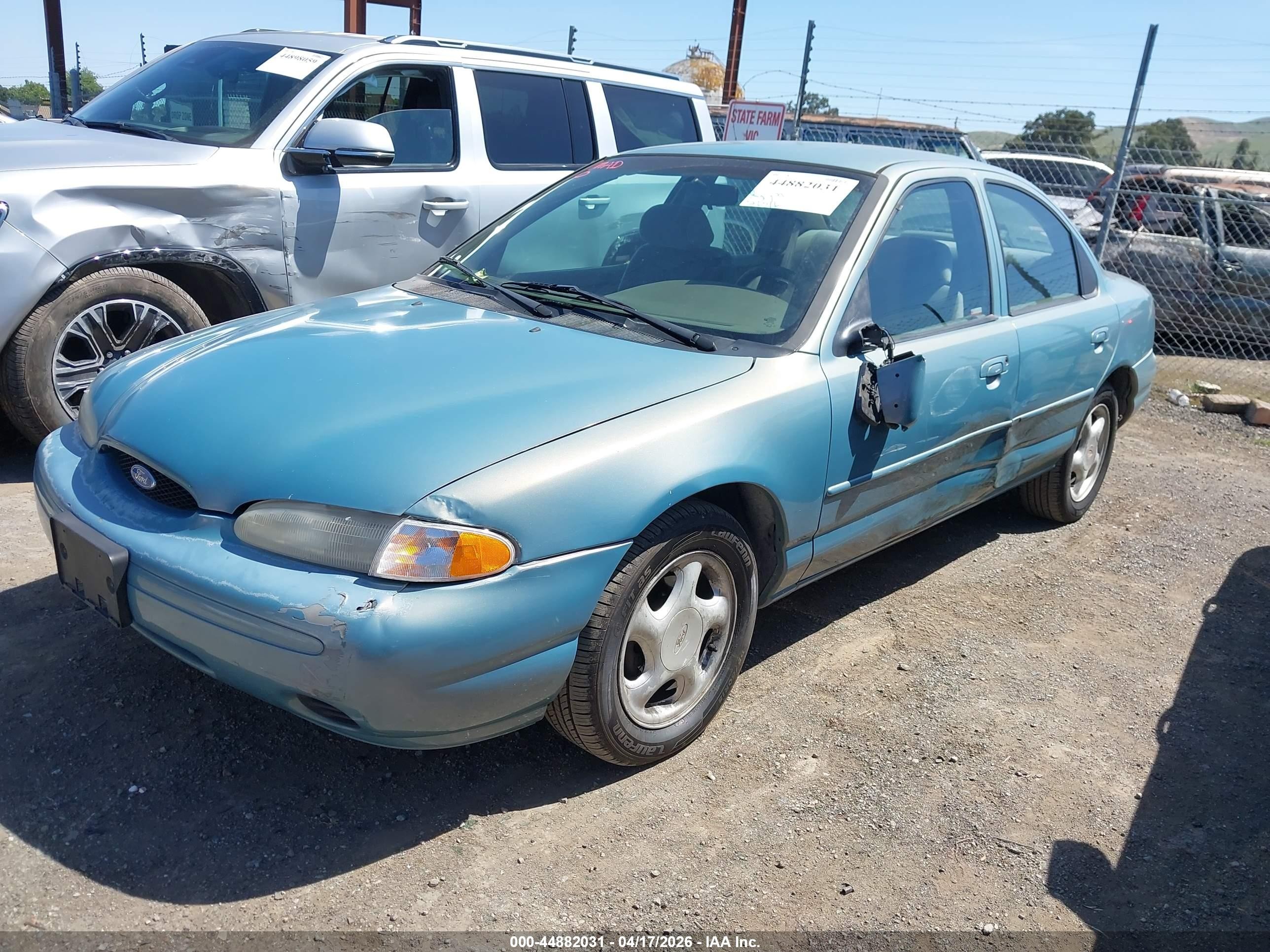 1996 Ford Contour Gl/sport Blue vin: 1FALP653XTK240153