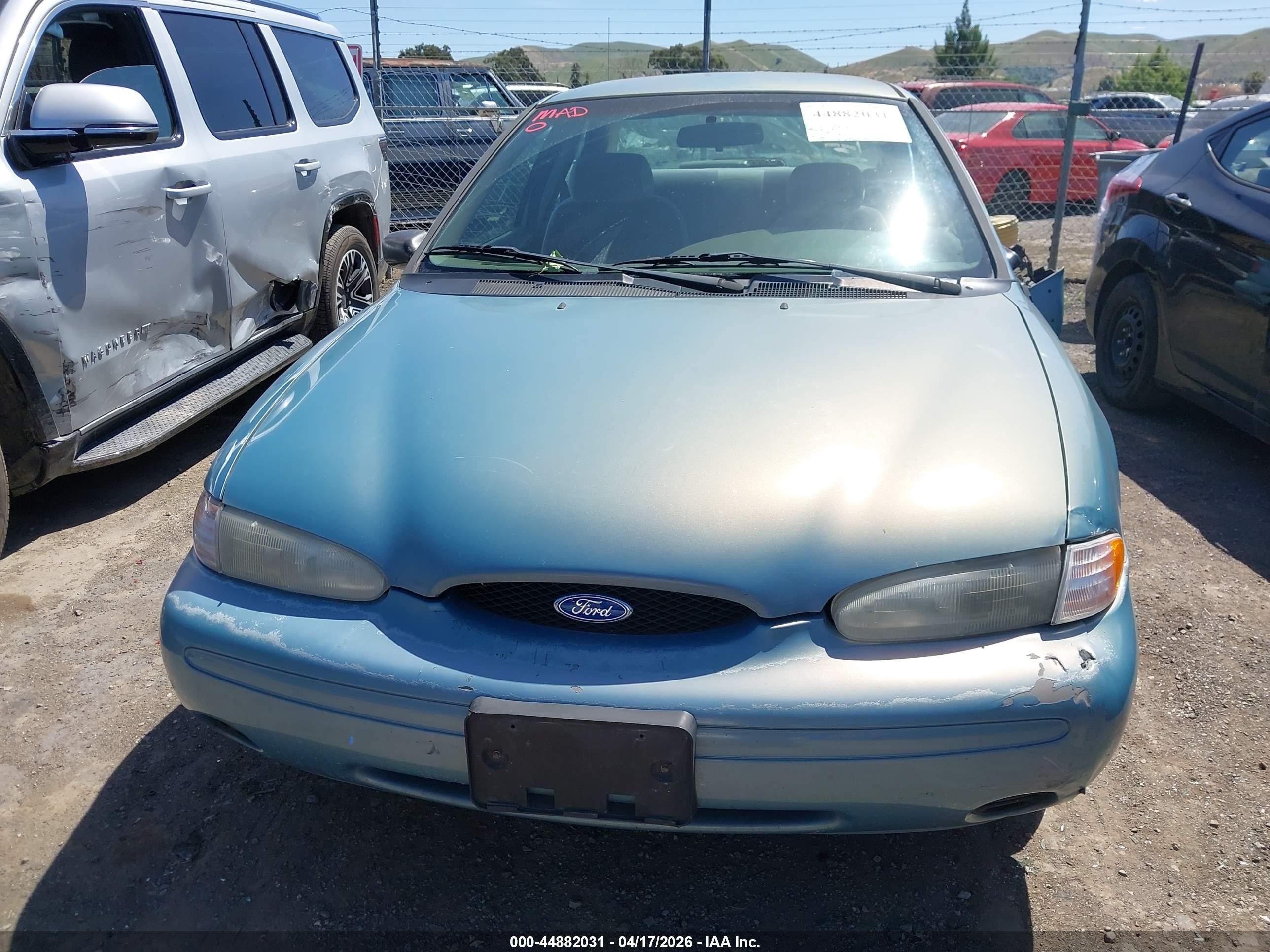 1996 Ford Contour Gl/sport Blue vin: 1FALP653XTK240153