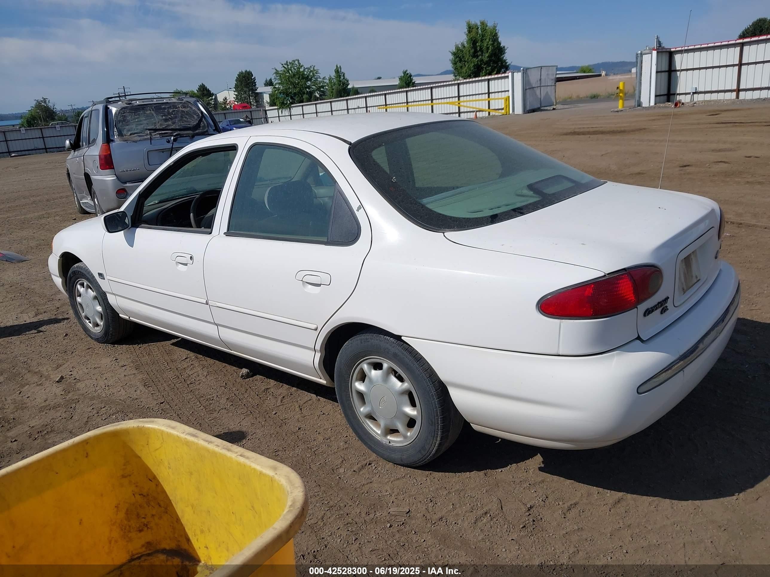 1995 Ford Contour Gl White vin: 1FALP65L1SK152607
