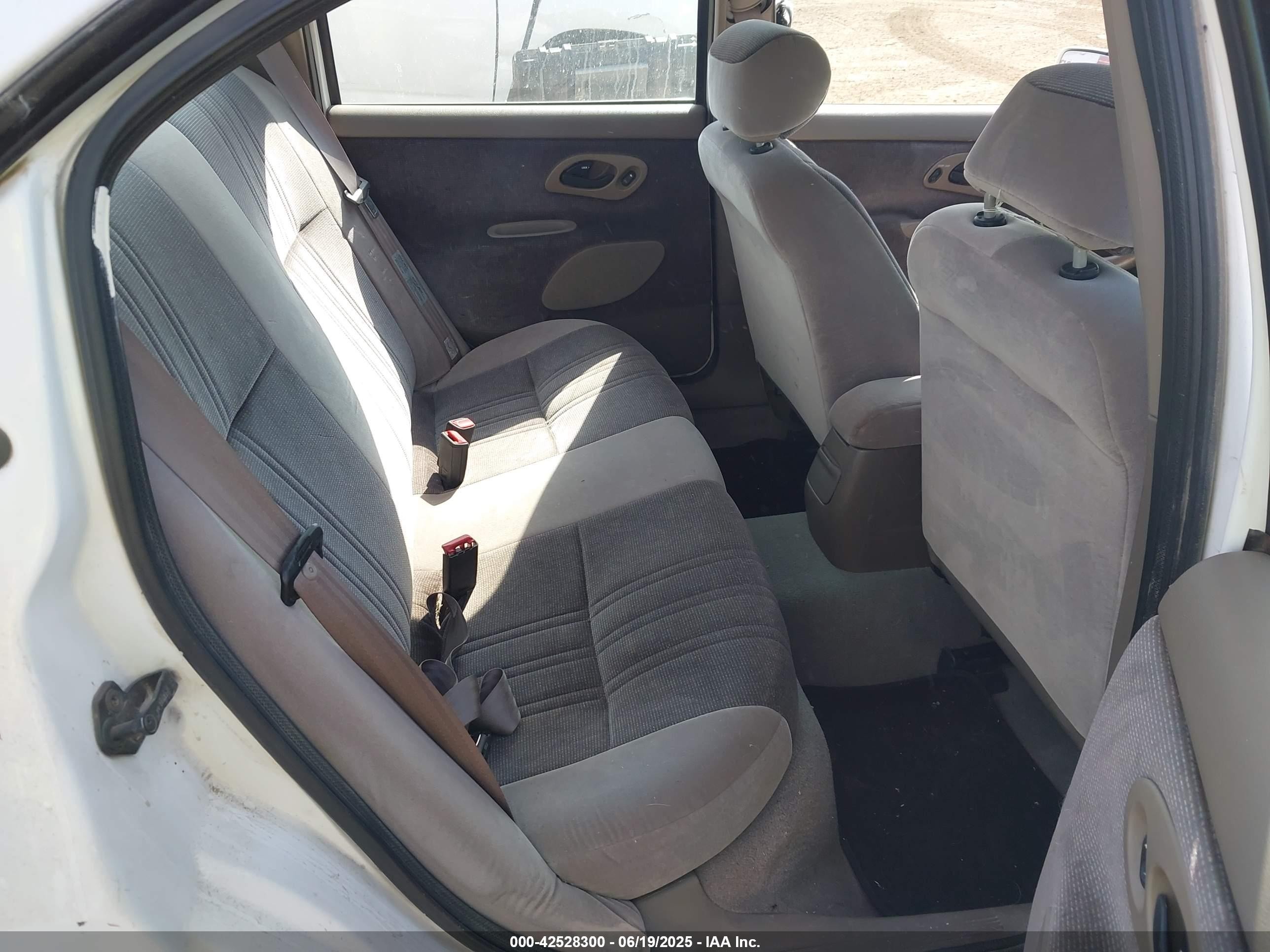 1995 Ford Contour Gl White vin: 1FALP65L1SK152607