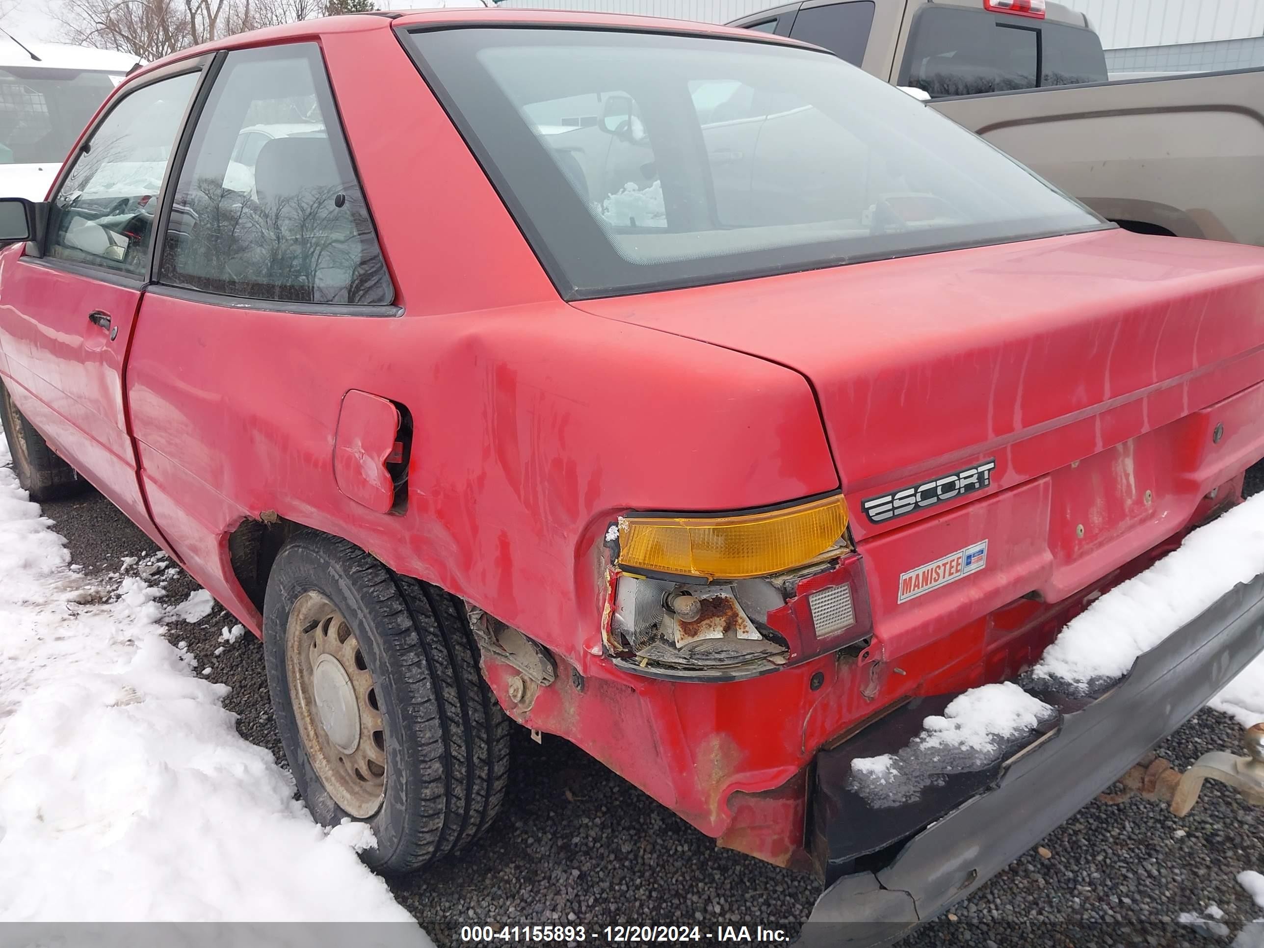 1991 Ford Escort Pony/l Red vin: 1FAPP10J5MW151076