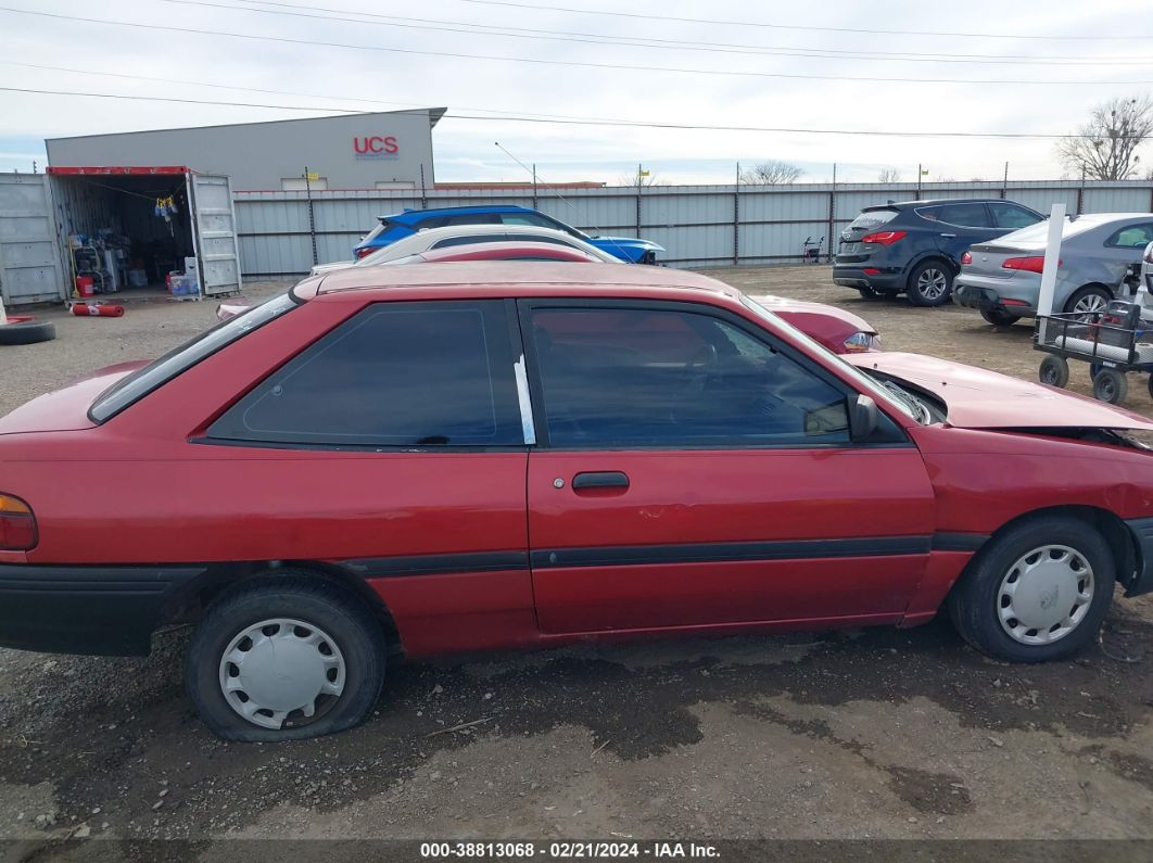 1992 Ford Escort Lx Red vin: 1FAPP11J0NW198581