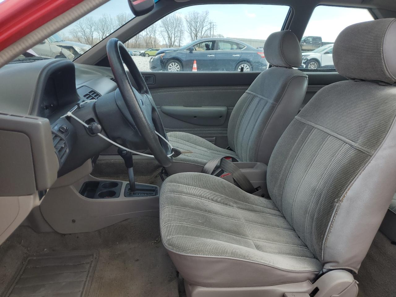 1992 Ford Escort Lx Red vin: 1FAPP11J8NW173217