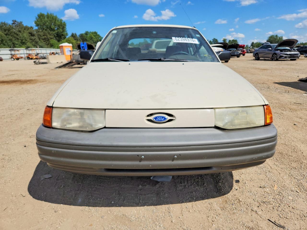 1991 Ford Escort Lx Cream vin: 1FAPP14J4MW322863