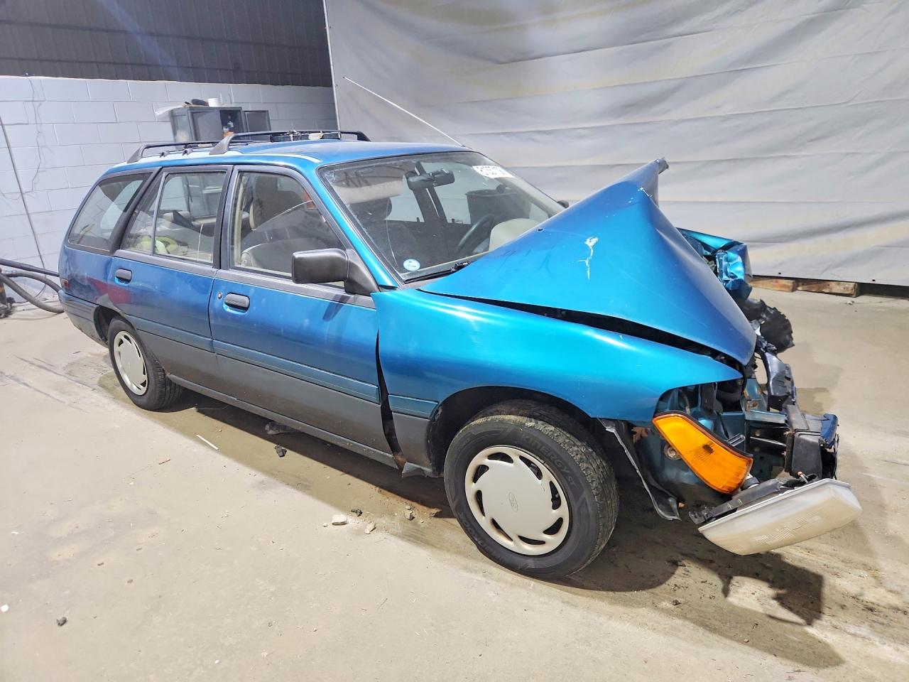 1993 Ford Escort Lx Зеленый vin: 1FAPP15J5PW324351