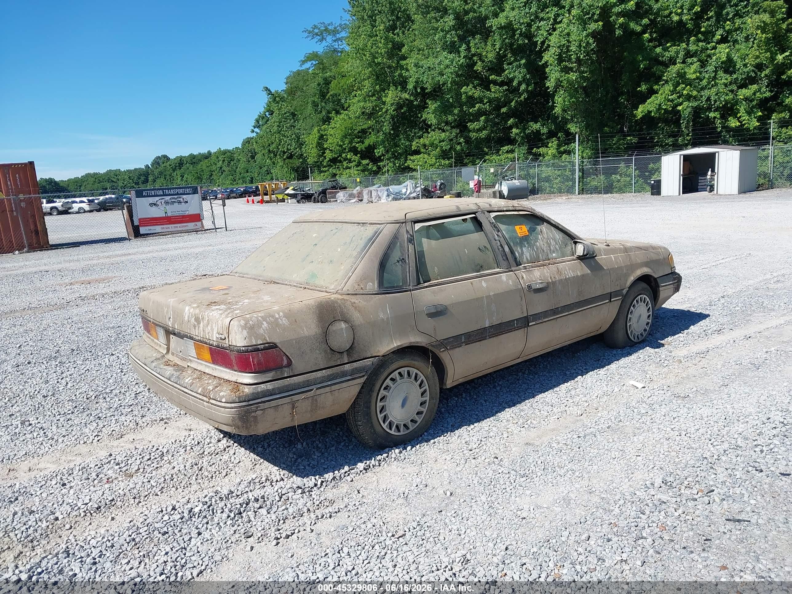 1989 Ford Tempo Gl Gold vin: 1FAPP36X1KK121780