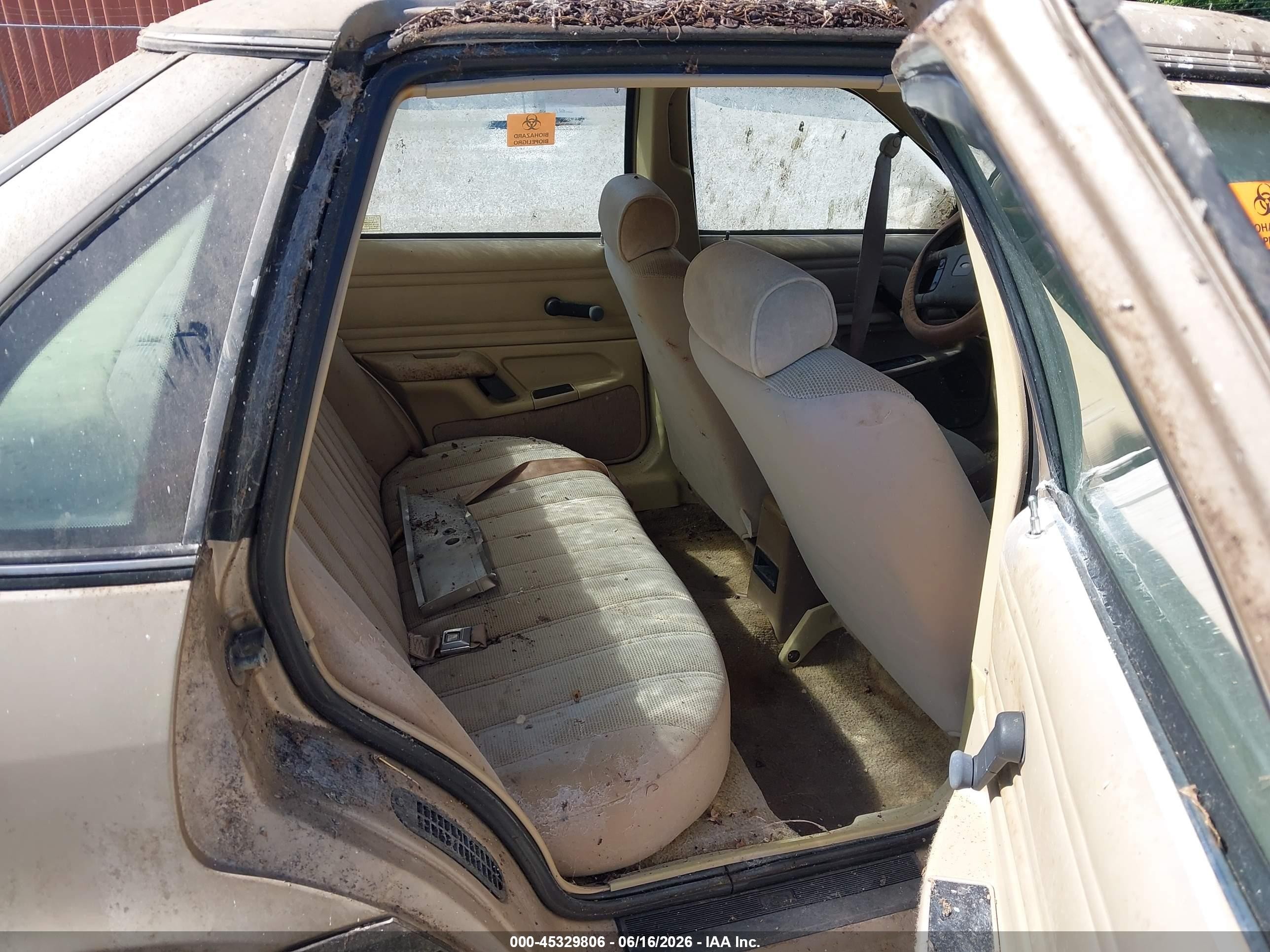 1989 Ford Tempo Gl Gold vin: 1FAPP36X1KK121780